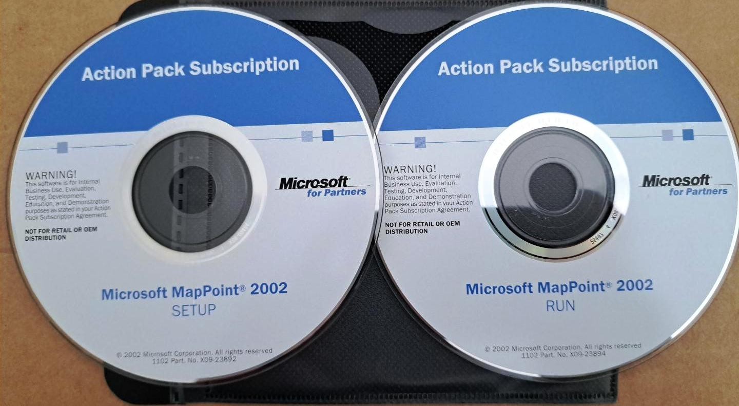 Microsoft MapPoint  2002 North America Full Version CD Set w/ License