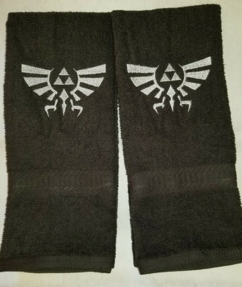 CUSTOM ZELDA NINTENDO GAME LINK TRIFORCE HYRUL BLACK BATH HAND TOWEL SET