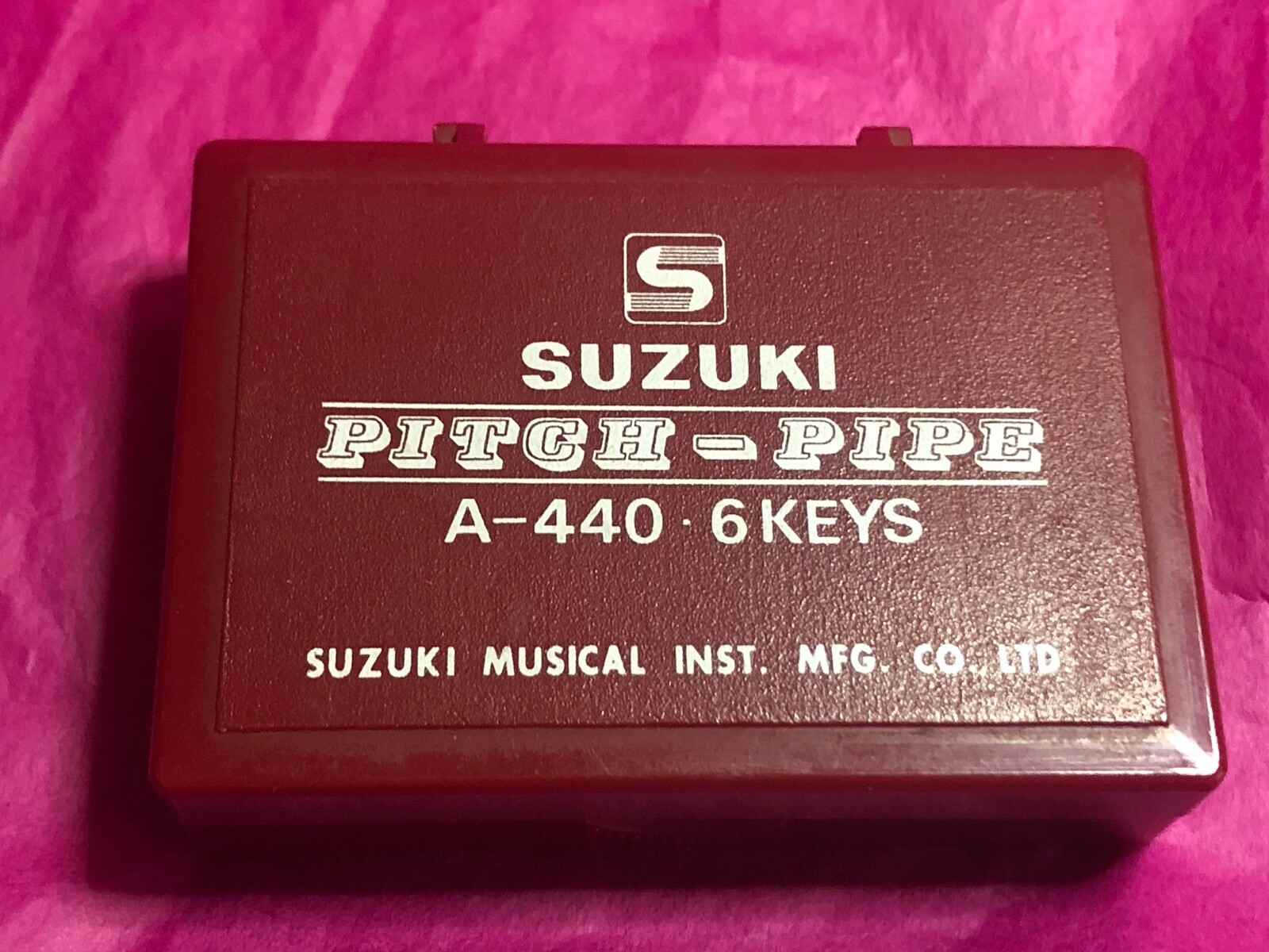 SUZUKI Pitch Pipe-O A-440 6 keys   Vintage