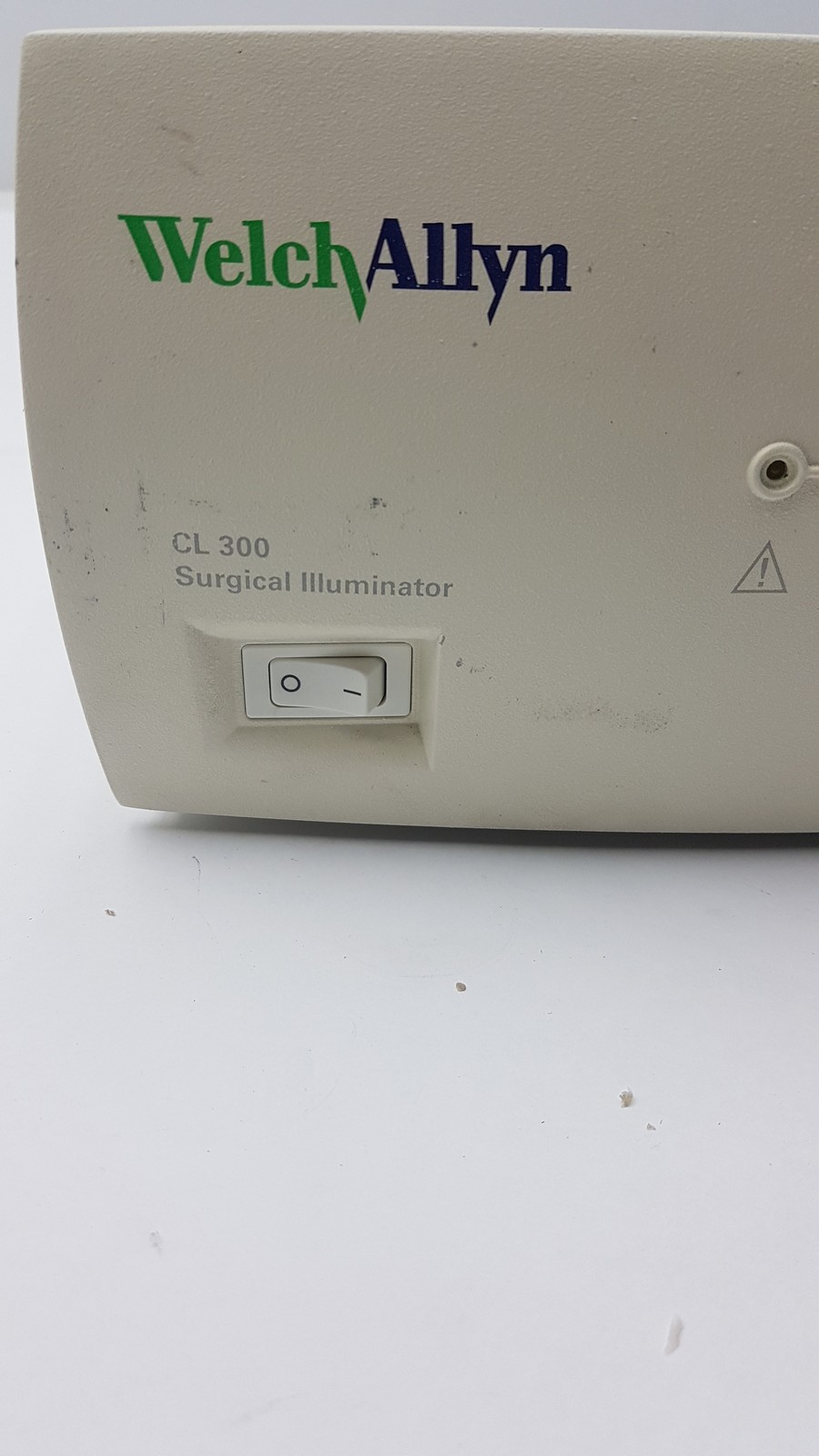 Welch Allyn CL300 Illuminator Light Source 90123, 120 V, 5.0 Amps
