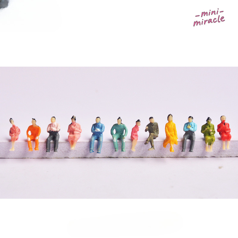 1SET Figure HO/OO 1:87 1:100 Scale Sit Posture Character Miniatures Sand Table