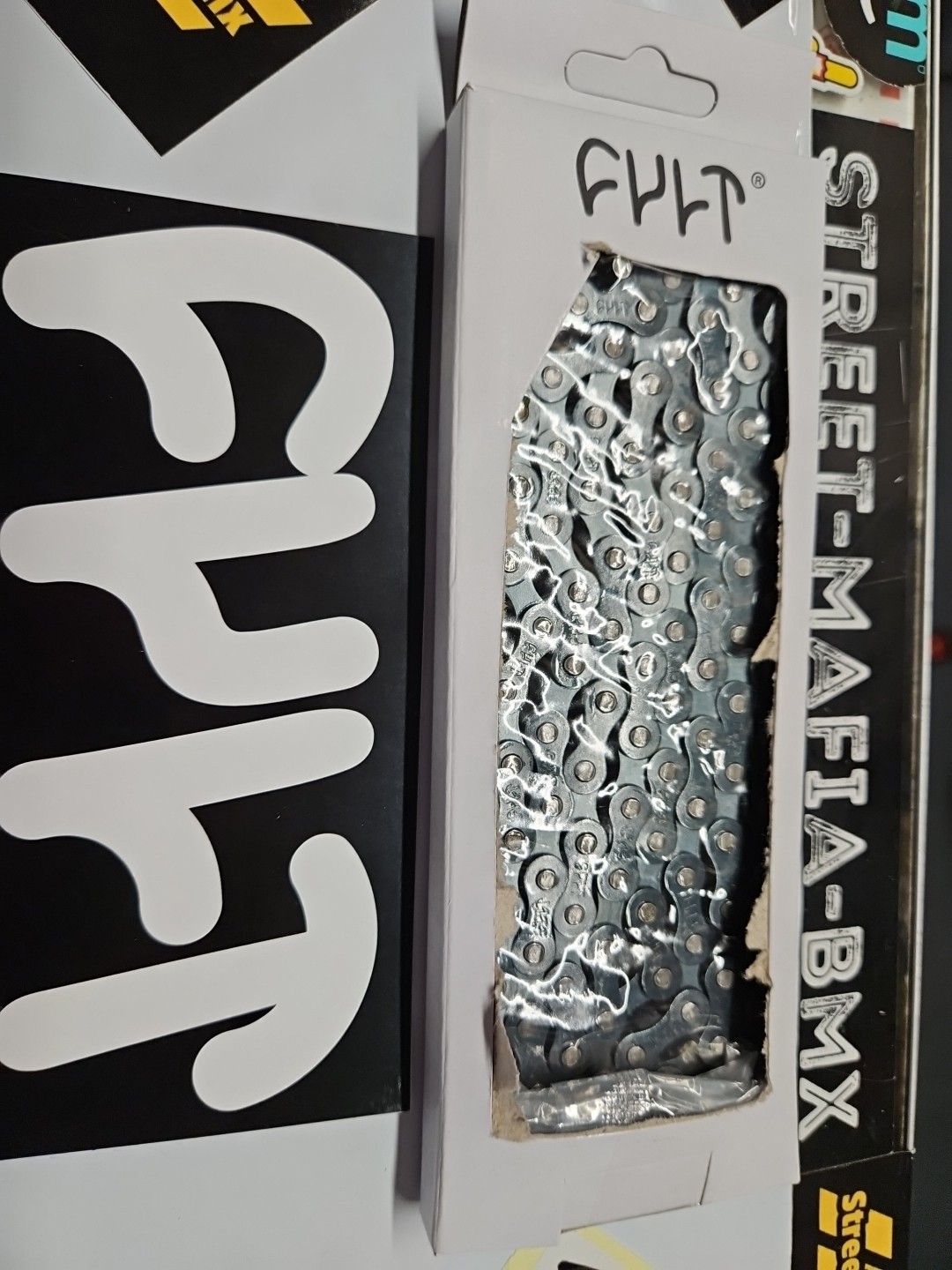 CULT 410 Z BMX BIKE CHAIN 1/8" FIT FREESTYLE SE GT S&M HARO DK HUTCH TORKER NEW