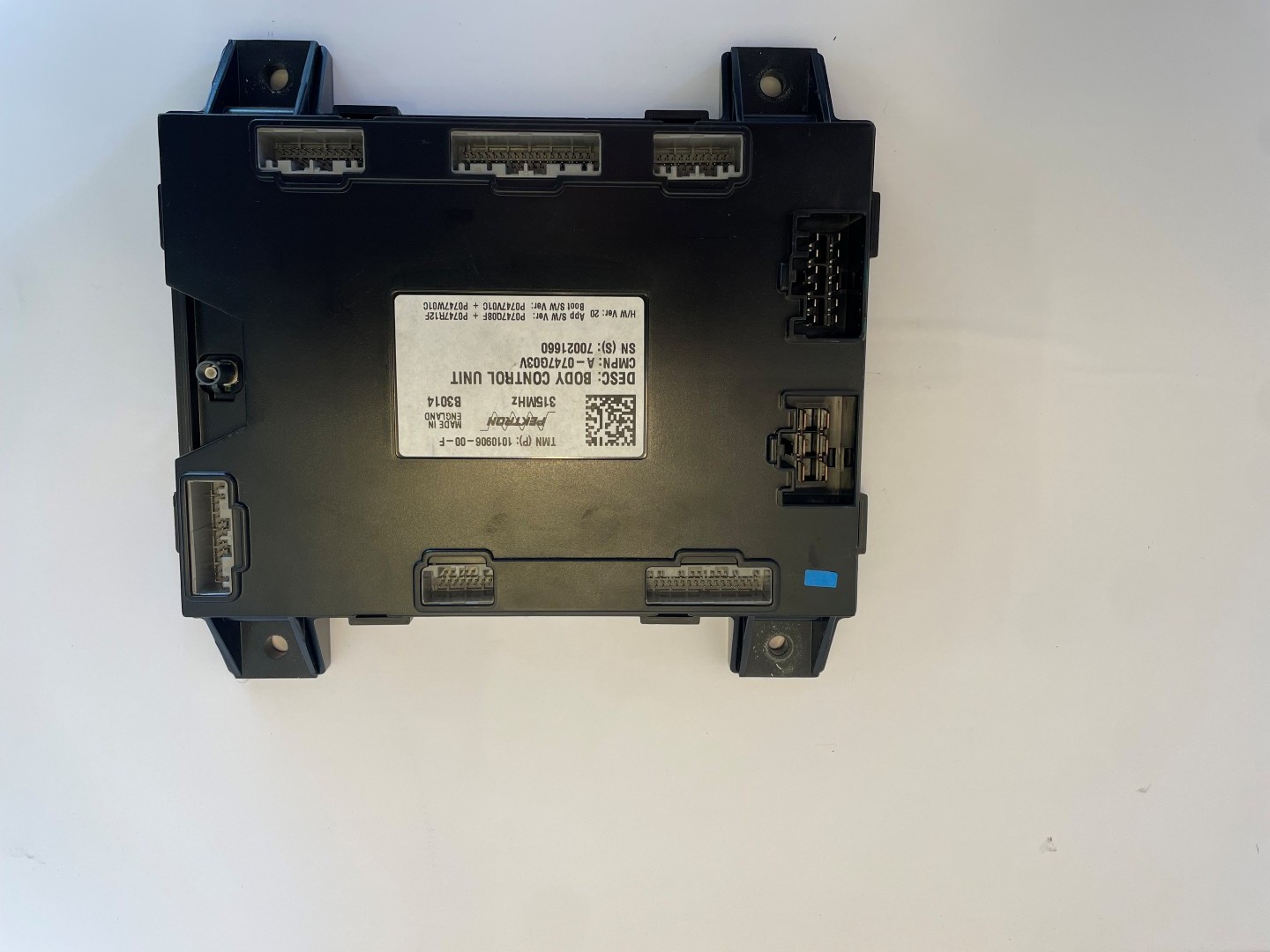 2012-2016 Tesla Model S BCM Body Control Module Unit 1010906-00-F pektron