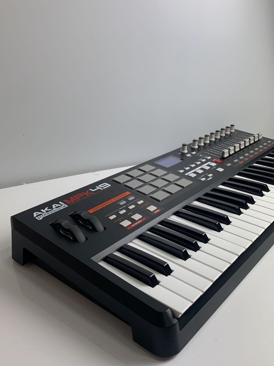 AKAI Synthesizer MPK49 Used
