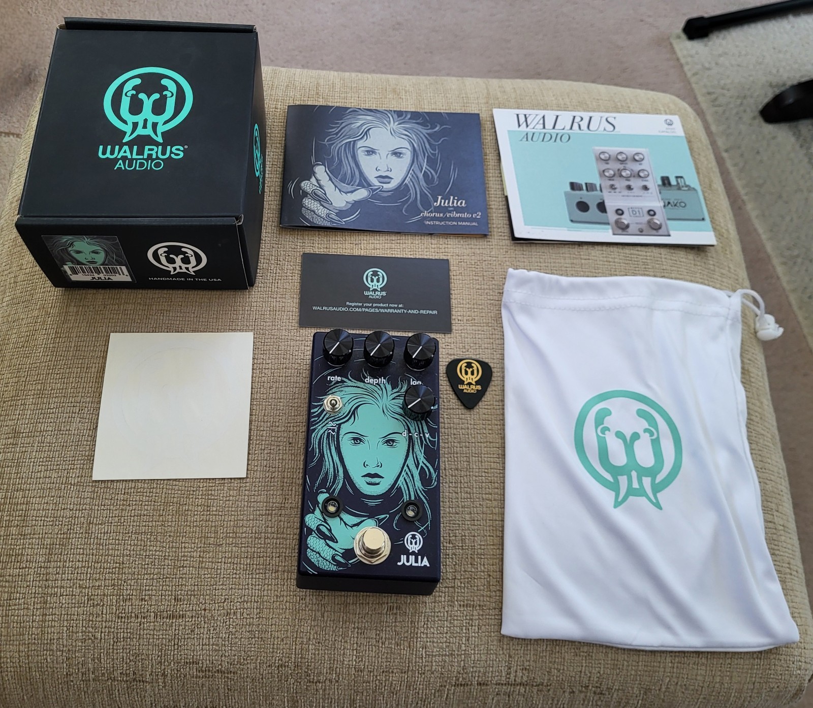 Walrus Audio Julia V2 Analog Chorus/Vibrato Pedal w/ Box & Accessories FREE SHIP