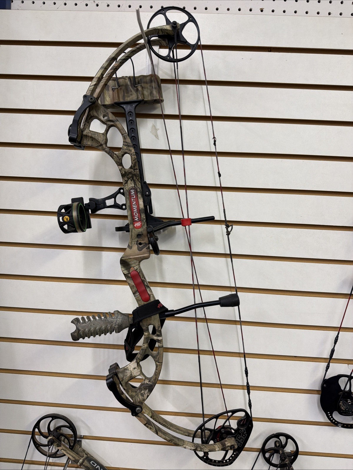 PSE Momentum Compound Bow Camo RTH Package Sight Stabilizer Quiver Right Hand