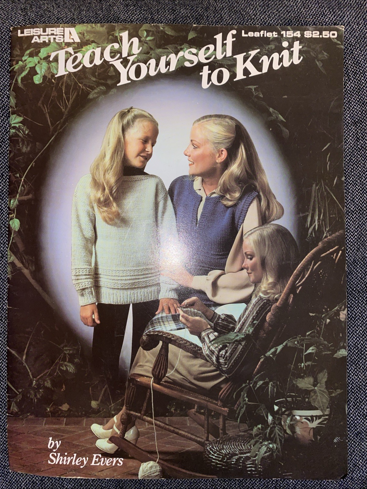 Teach Yourself To KNIT Vintage Pattern Booklet / Leaflet