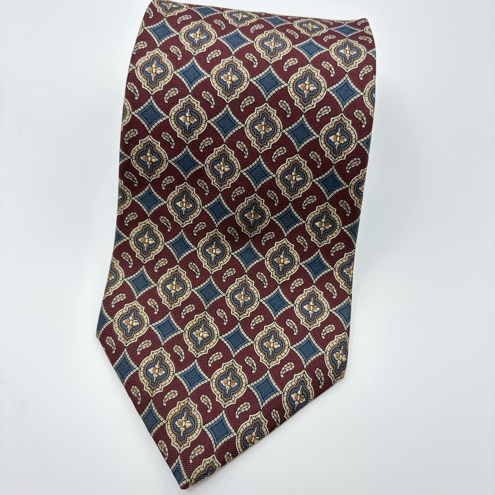 Stafford Mens Necktie 100% Silk Maroon Diamond Paisley 3.75" Wide 58.75 Length