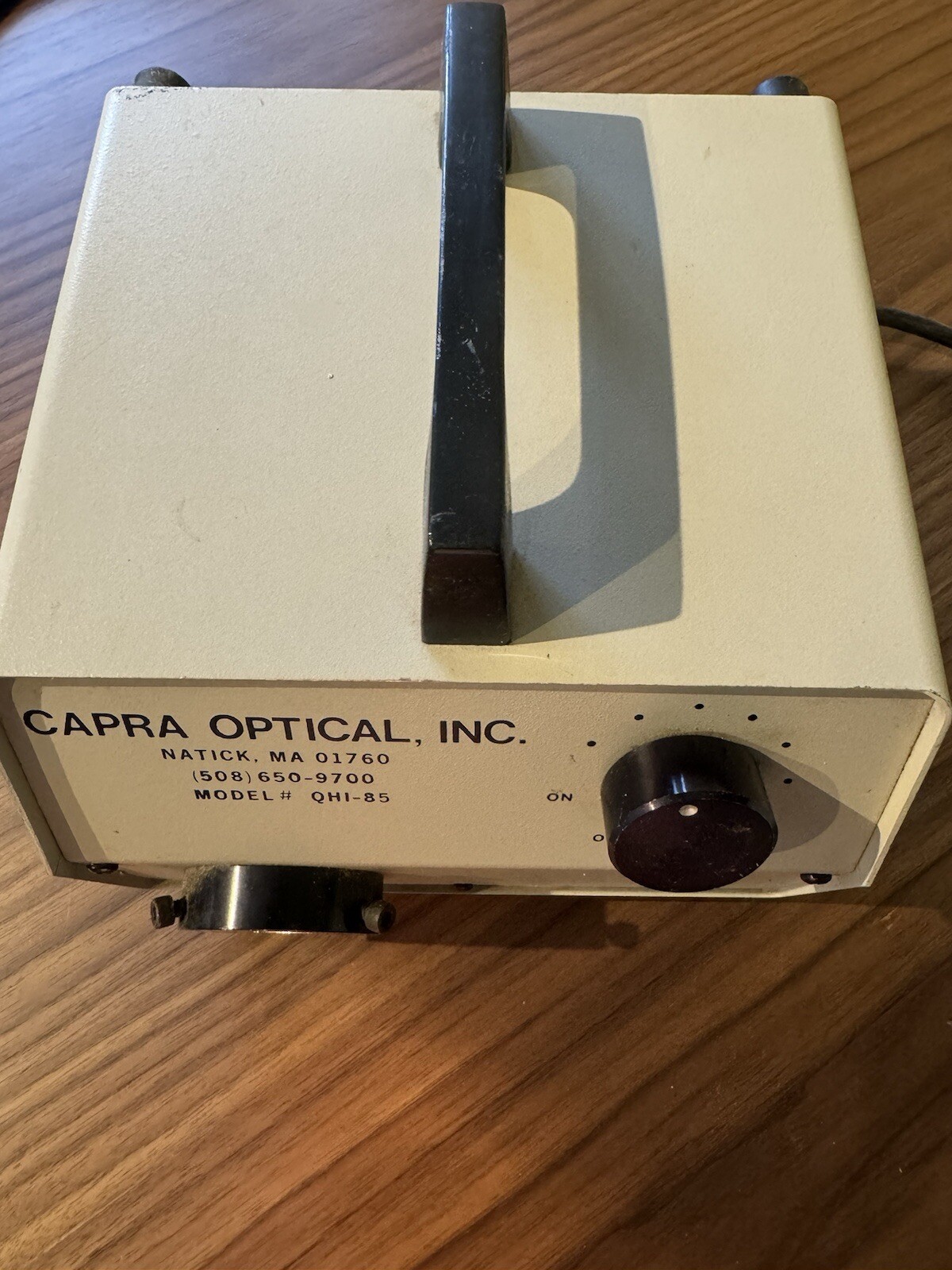 Capra Optical QHI-85 Fiber Optic Illuminator
