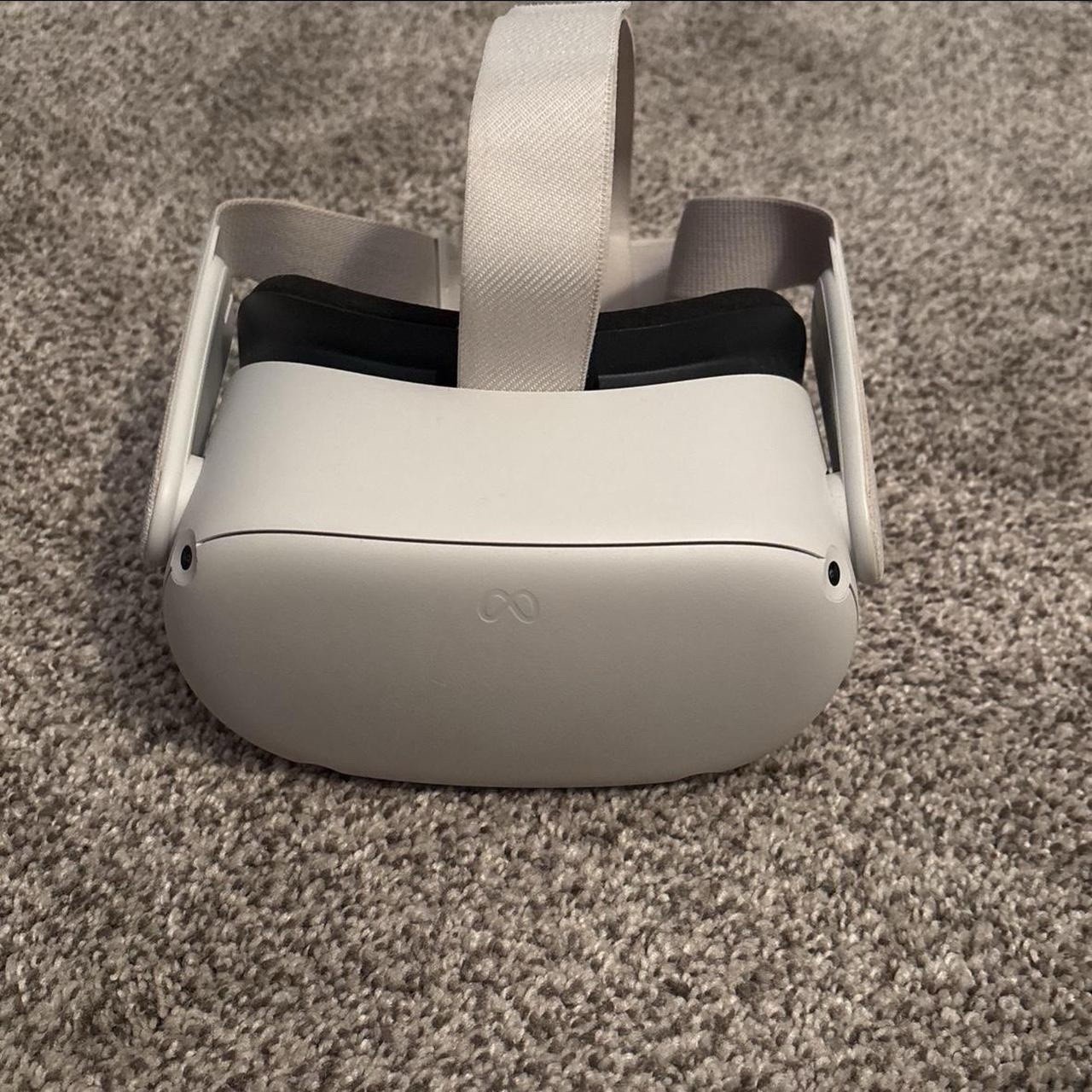 Meta Oculus Quest 2 128GB Advanced All-In-One VR Headset - White