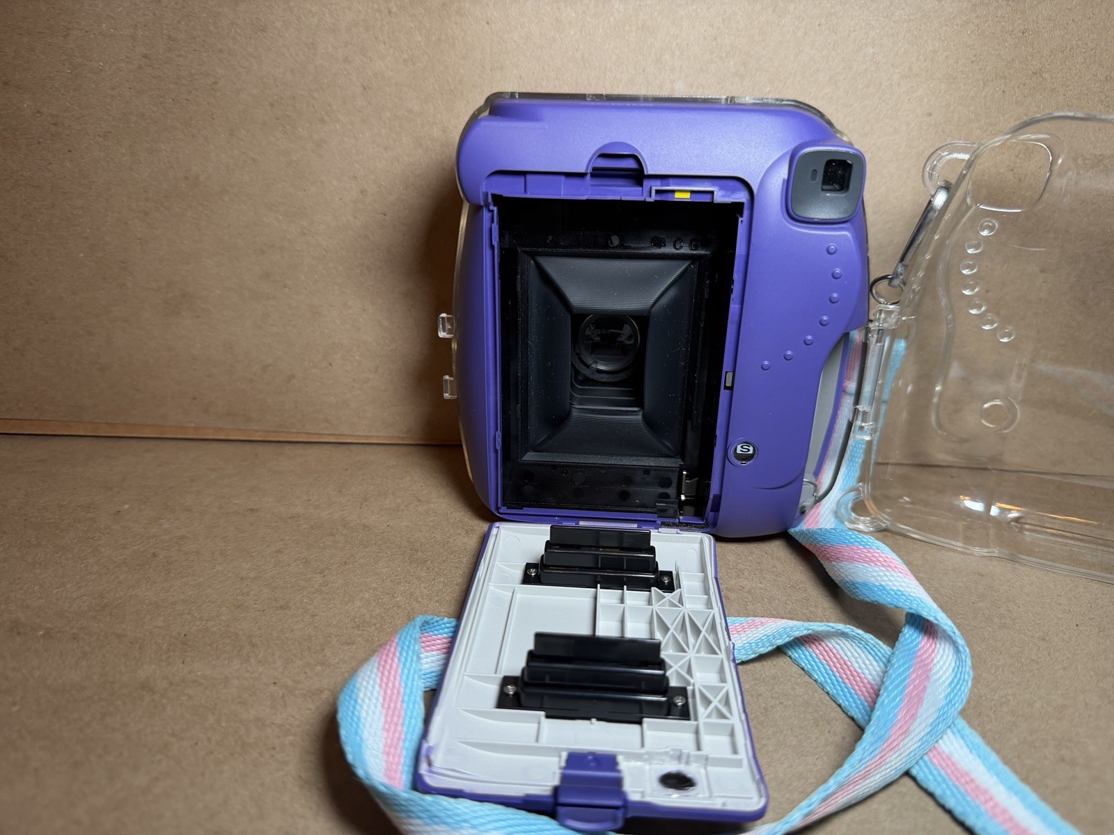 Fujifilm Instax Mini 8 Instant Camera | *Missing Battery Cover*