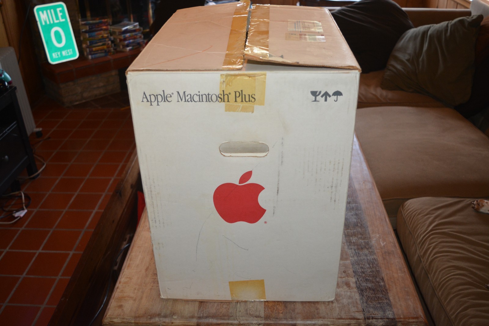 1989 Apple Macintosh Plus 4Mb Computer M0001A Complete in Box & 100% Refurbished