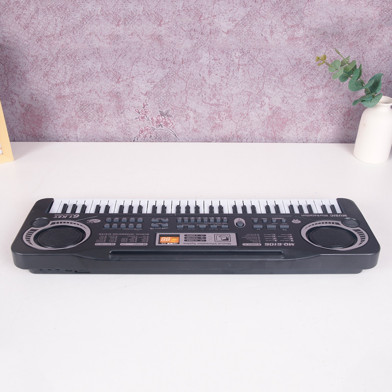 61 Keys Electronic Piano With Multiple Tones Rhythms Demos And Microphone