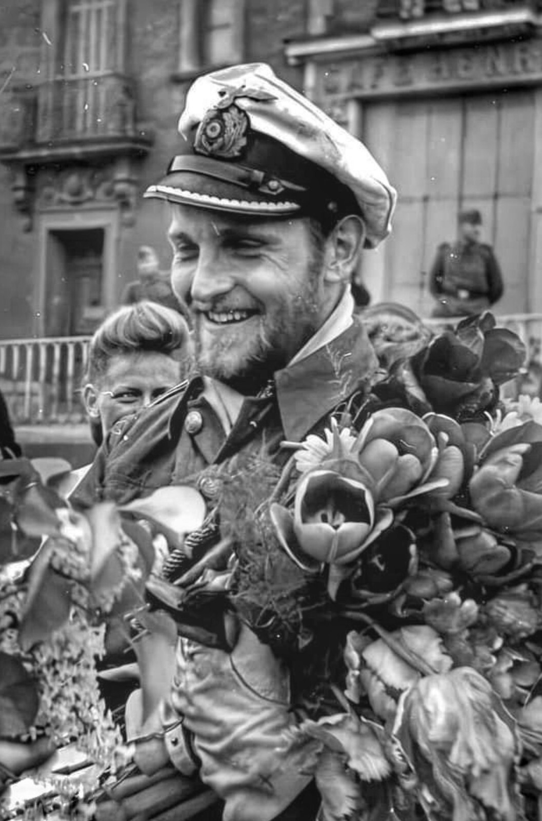 WW2 WWII Photo World War Two / German U-Boat Commander Erich Topp Returns