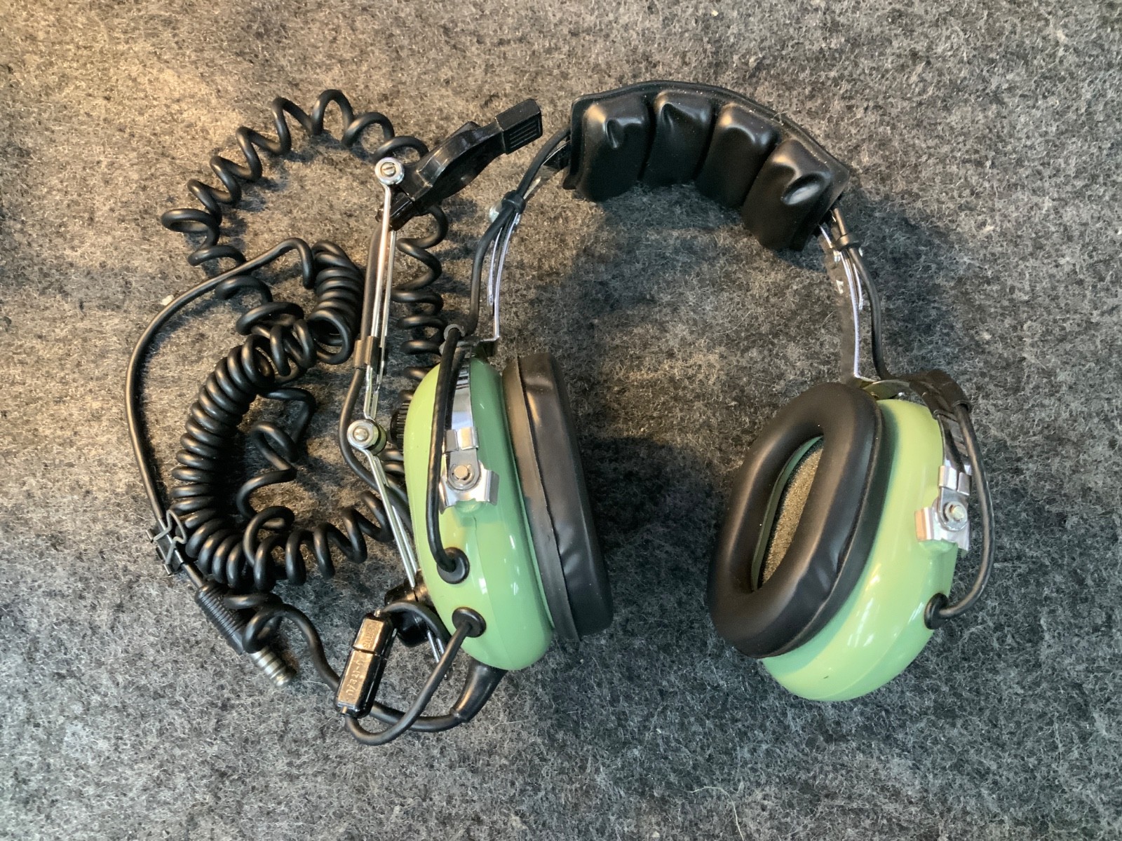 David Clark H10-76 Aviation Pilot Headset