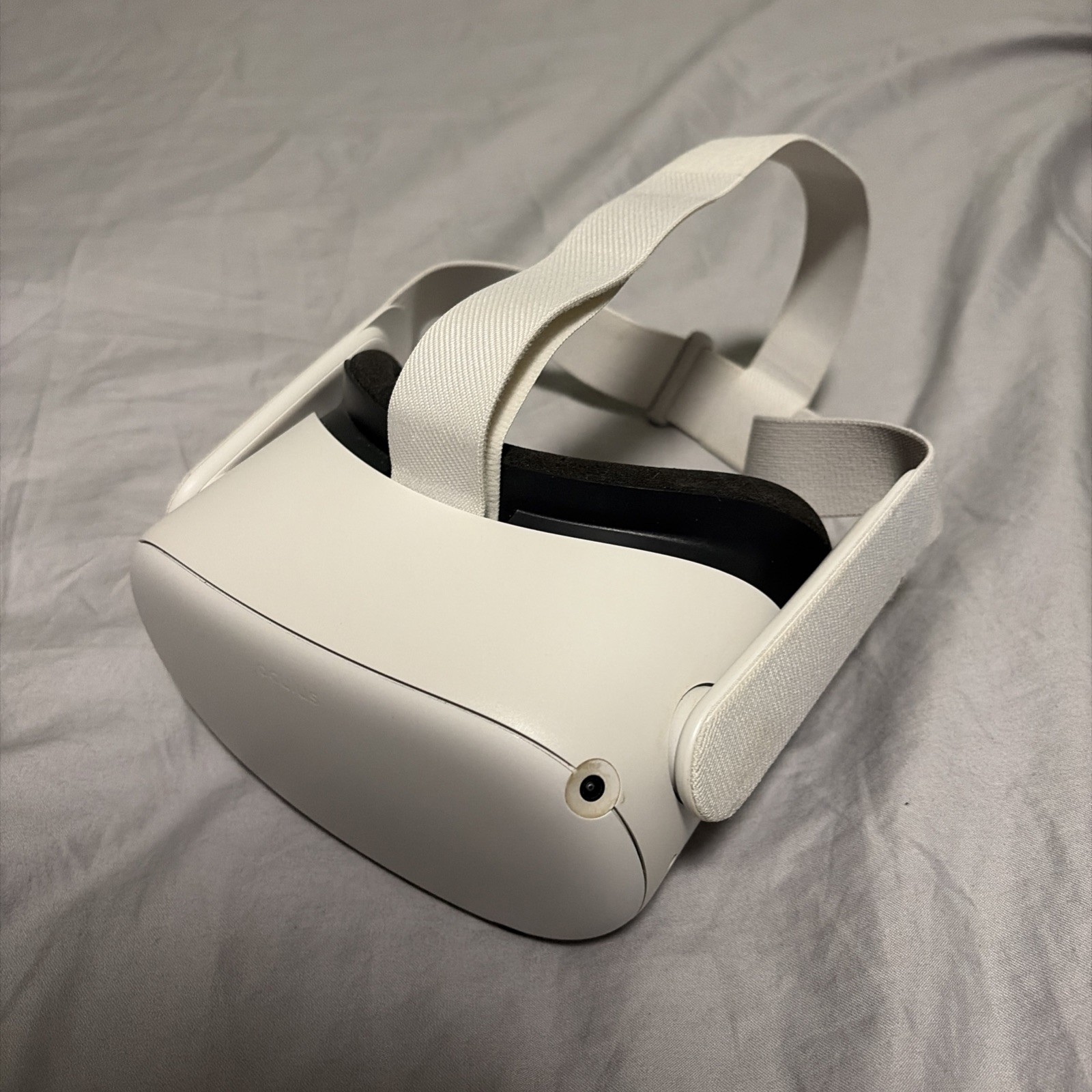 Oculus/Meta Quest 2 VR Headset - 128 GB - White - Near Perfect Condition