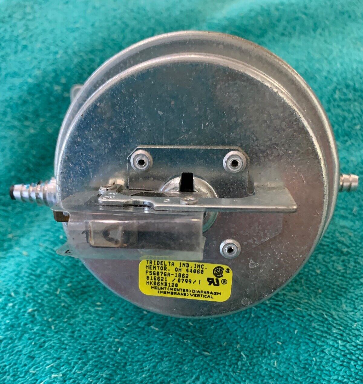 Carrier Bryant Payne furnace air Pressure Switch HK06NB120 HK06NB119 HK06NB124
