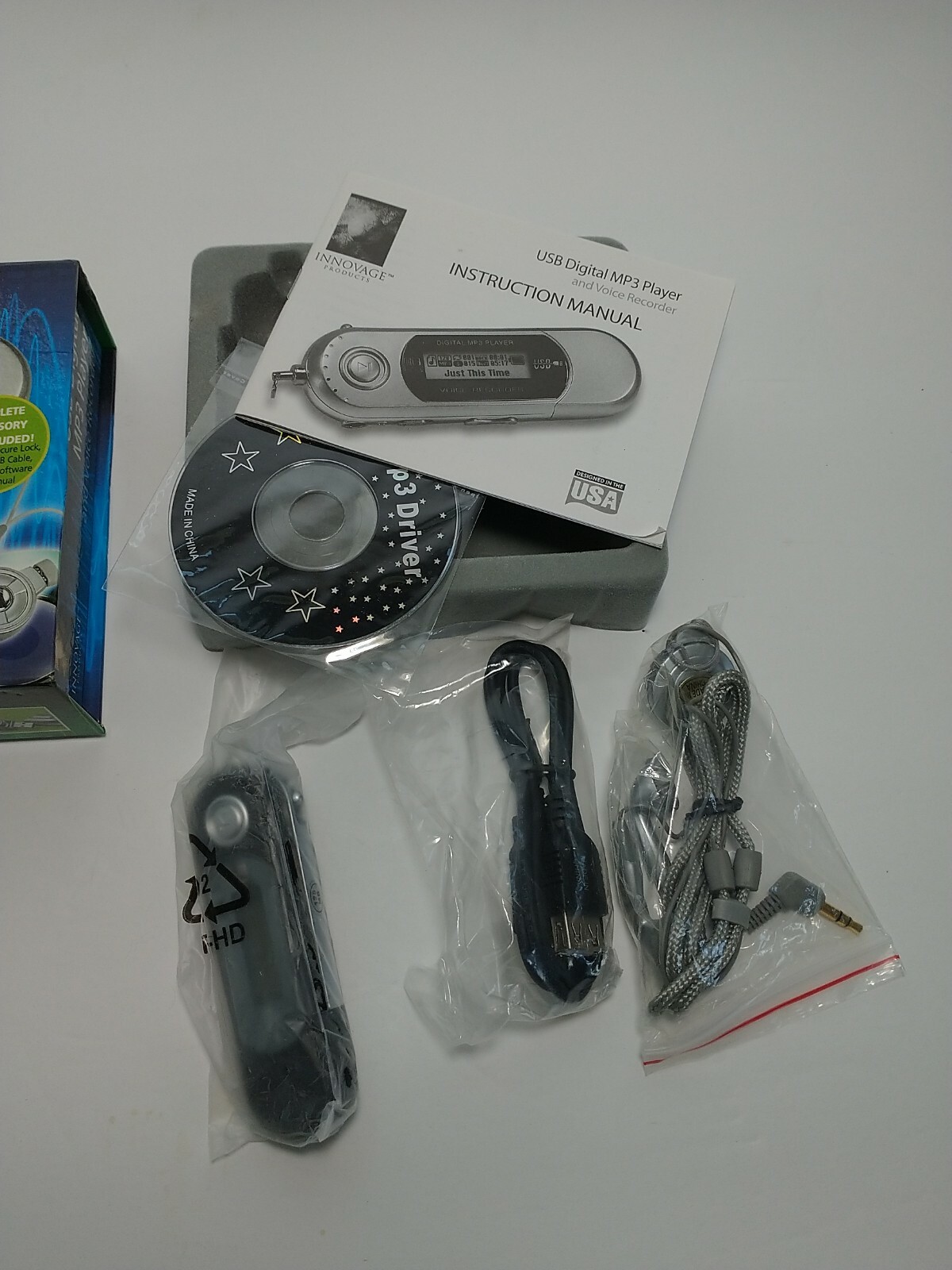 INNOVAGE USB DIGITAL MP3 PLAYER AND VOICE RECORDER