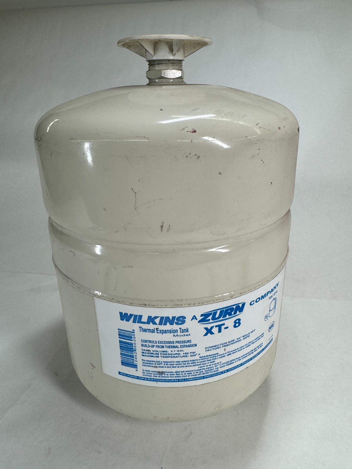 WILKINS ZURN XT-8 Thermal Expansion Tank, 3/4" NPT Conn. 2.1 Gallon