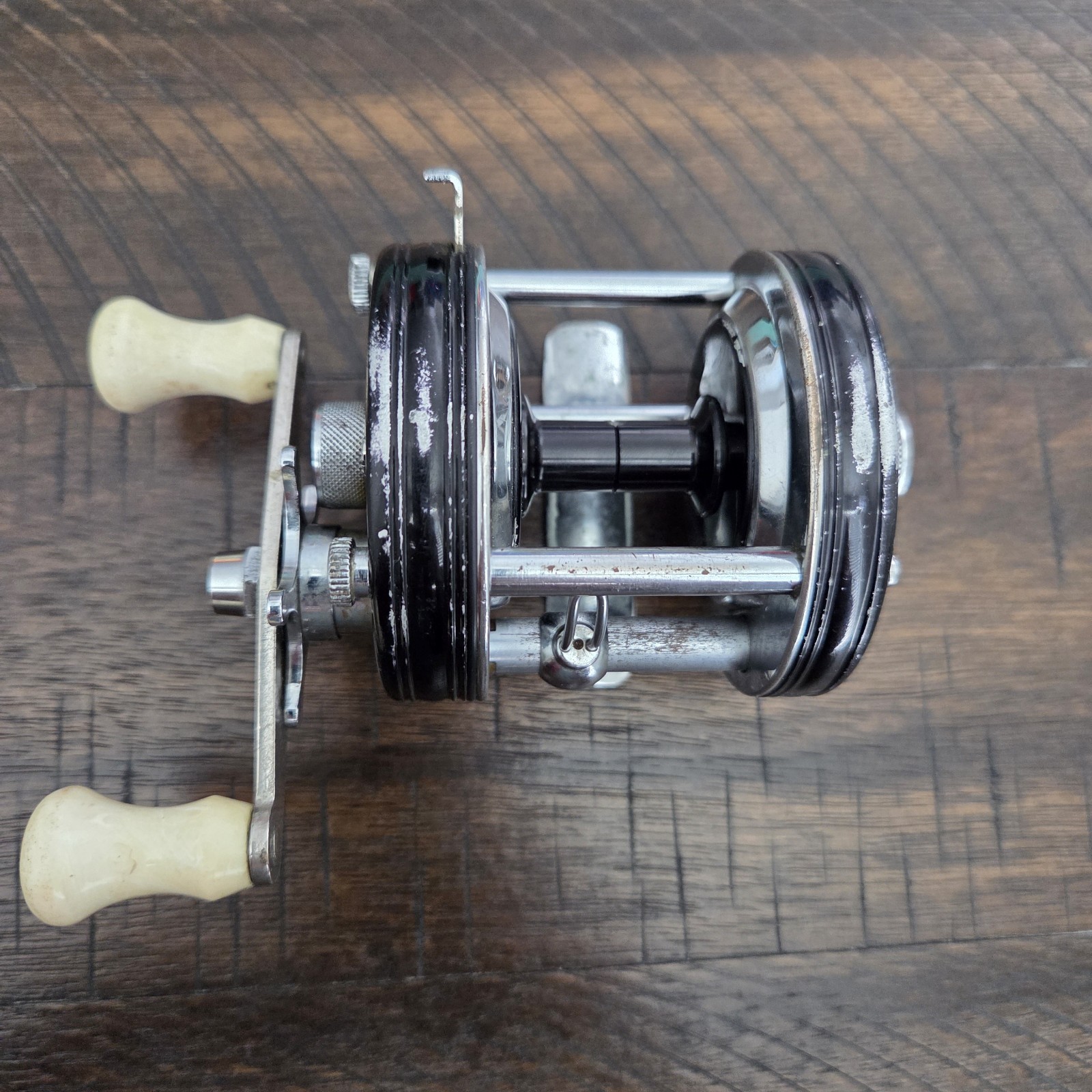 Vintage ABU Ambassadeur 5000C Baitcasting Reel Svangsta, Sweden 1Q1542 1970s