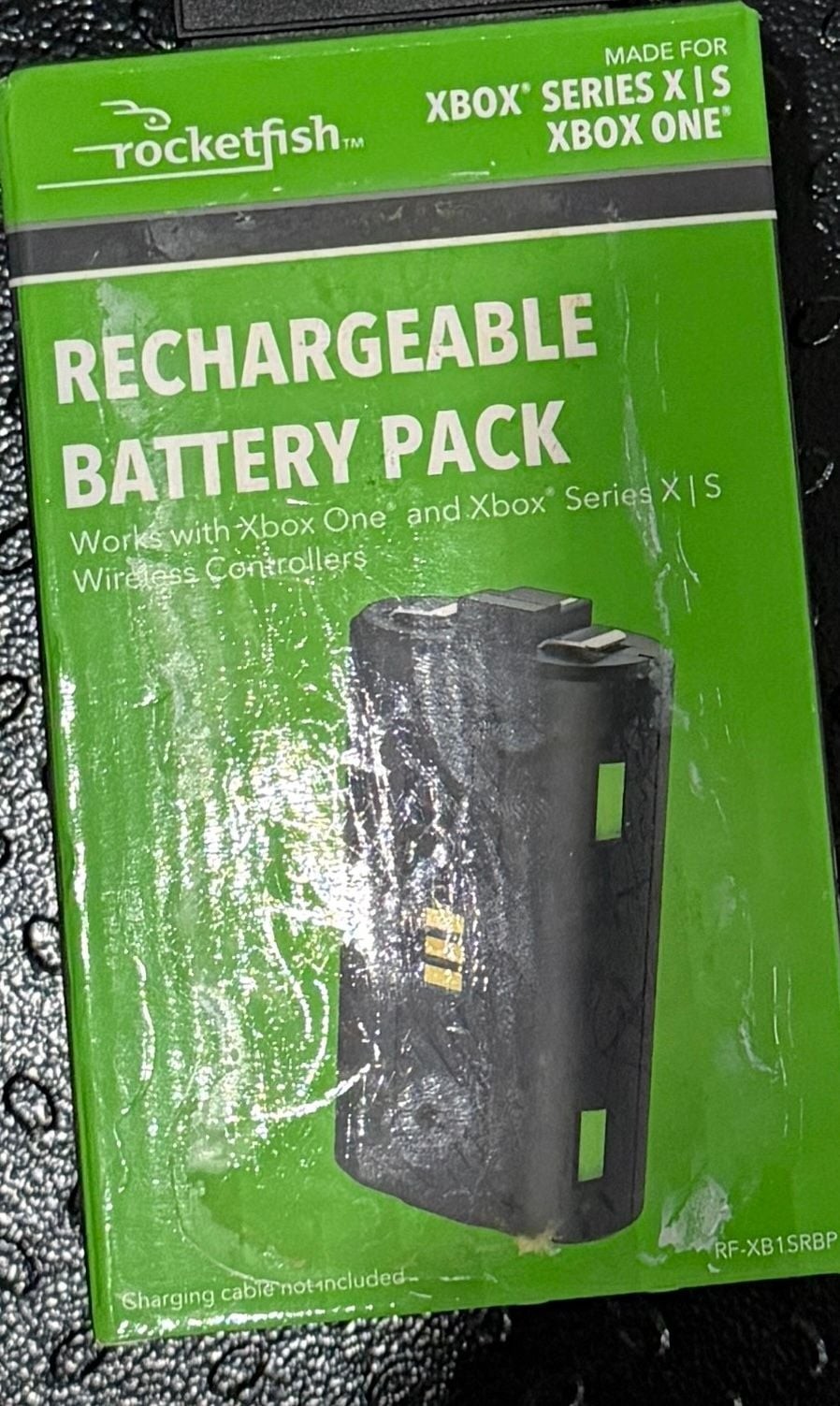 Rocketfish Rechargeable Battery Pack for Xbox Series X|S and Xbox One (Model RF-