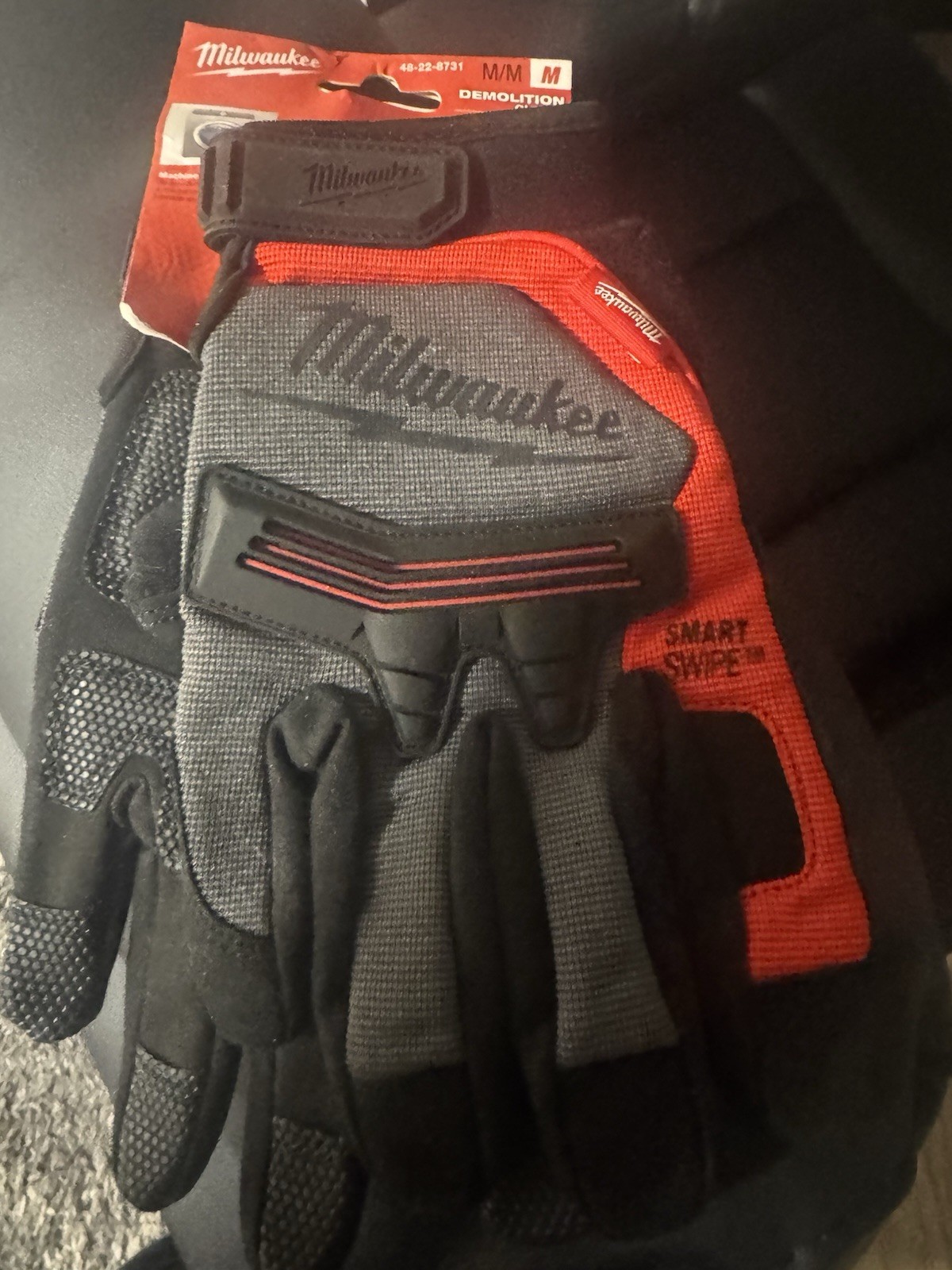New Milwaukee 48-22-8731 Medium M  Durable Demolition Work Gloves Smartswipe