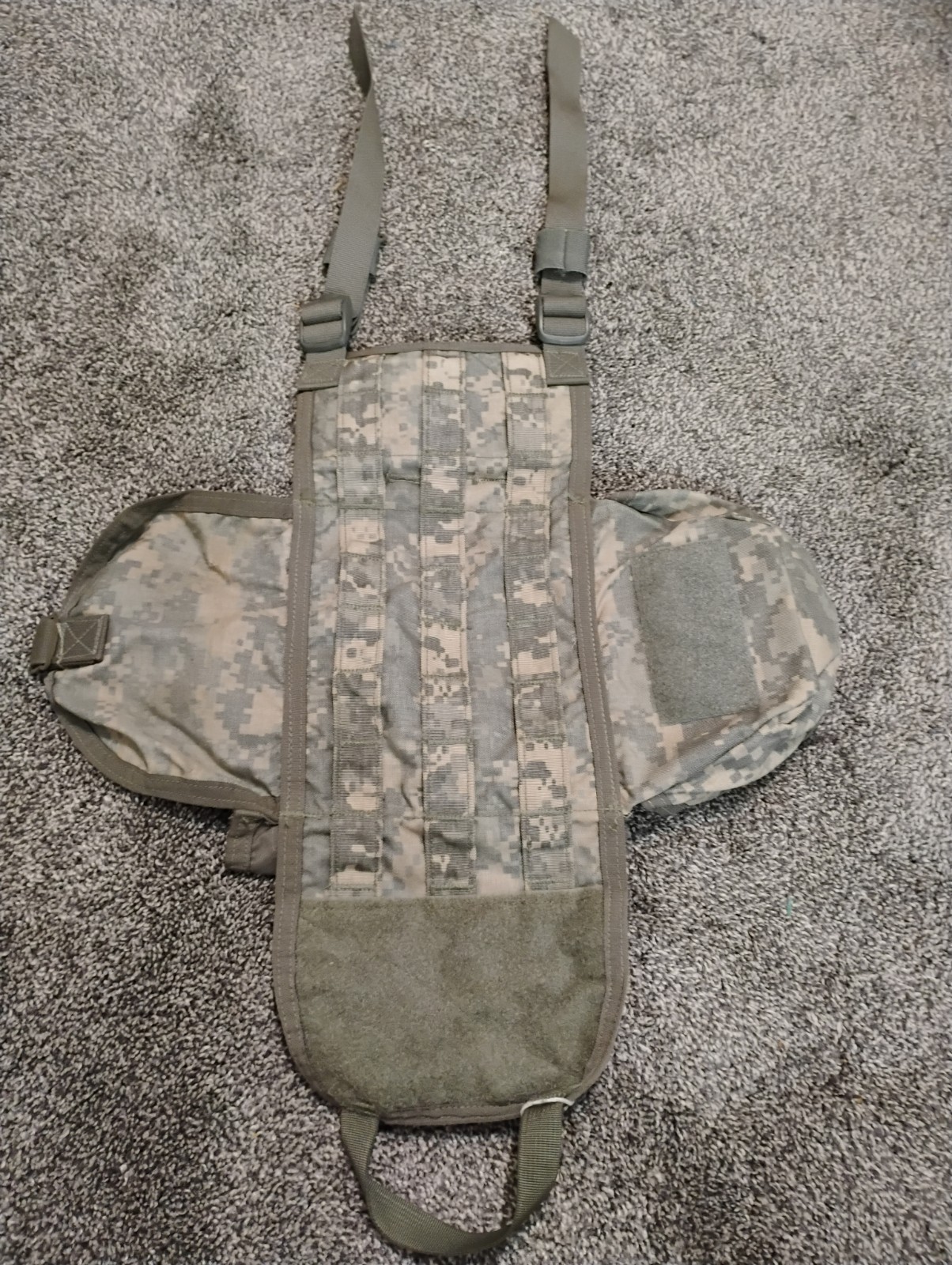 IMPROVED OUTER TACTICAL VEST Right SIDE PLATE CARRIER SIZE: X small/Small