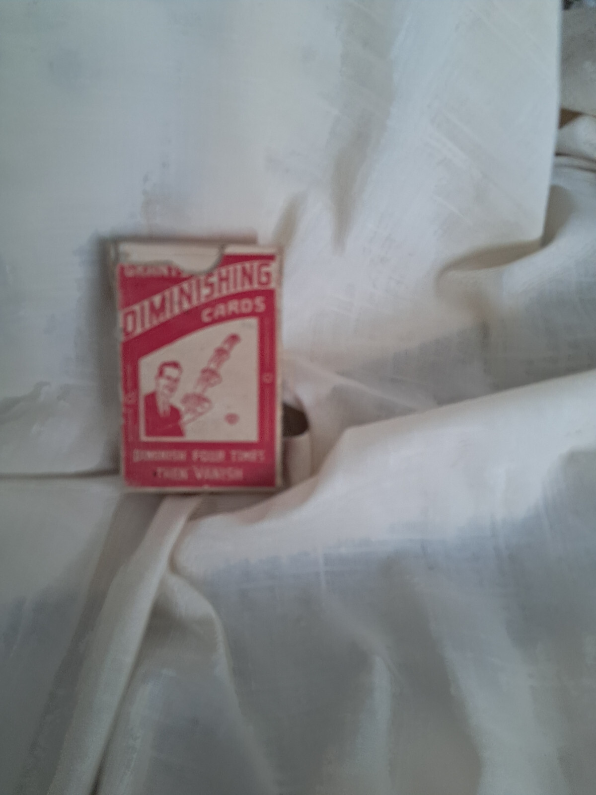 Complete Vintage Diminishing Card Trick - U. F. Grant, some wear (TUV)