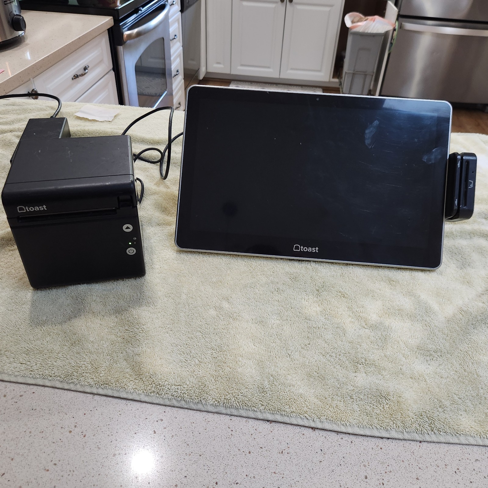 Toast POS System TT200 Touchscreen Point Of Sale w Card Reader & Printer