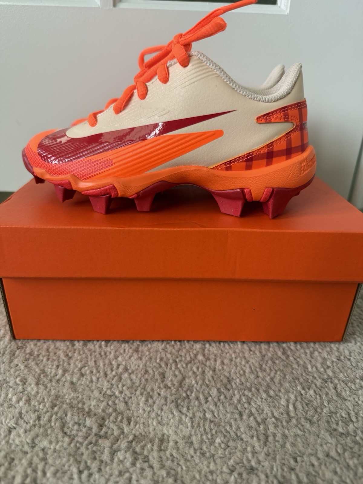 Nike Diamond Clutch BG Mike Trout Big Kids Size 12c Baseball Cleats Shoes Orange