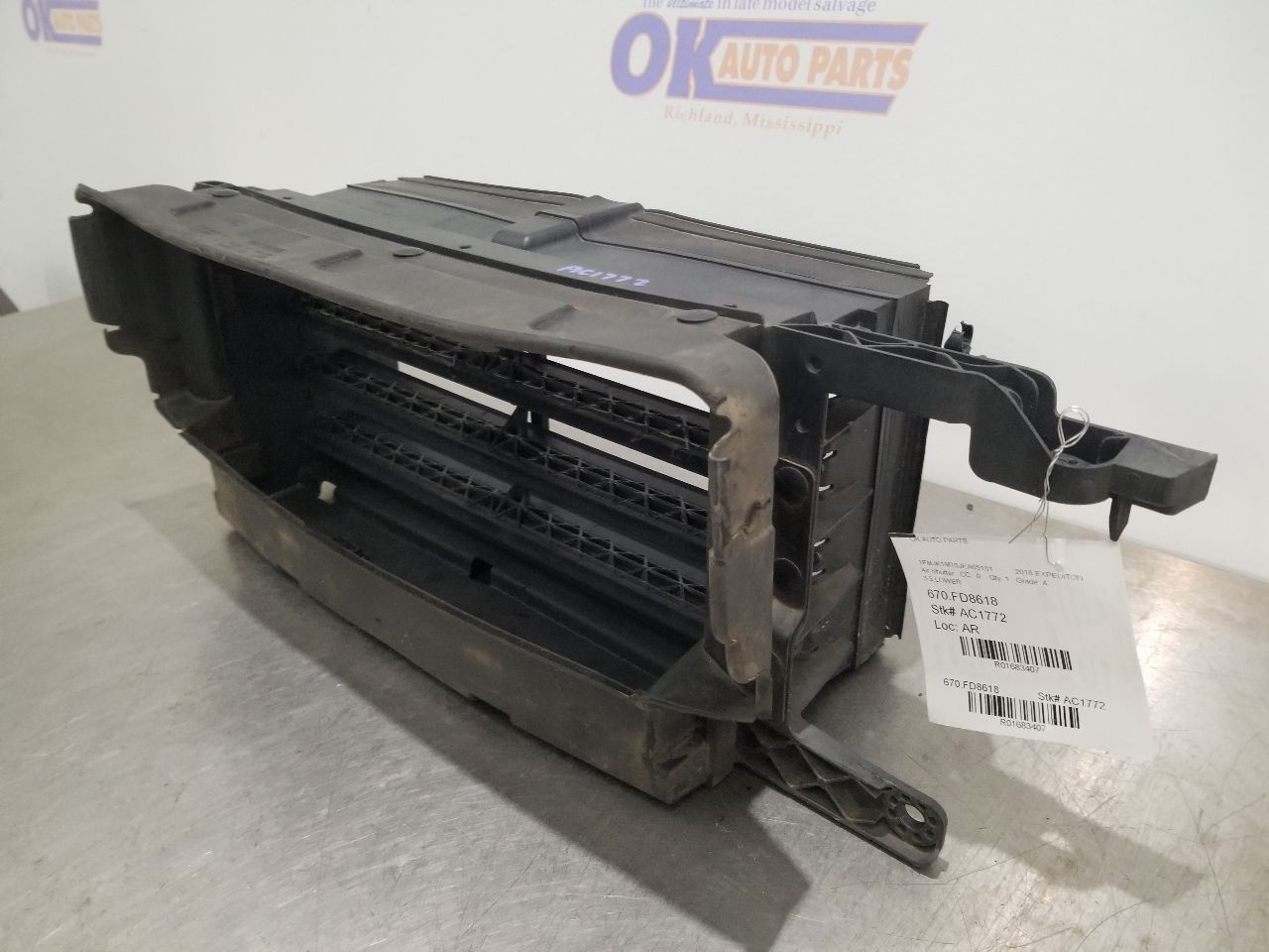 18 FORD EXPEDITION 3.5L LOWER AIR SHUTTER