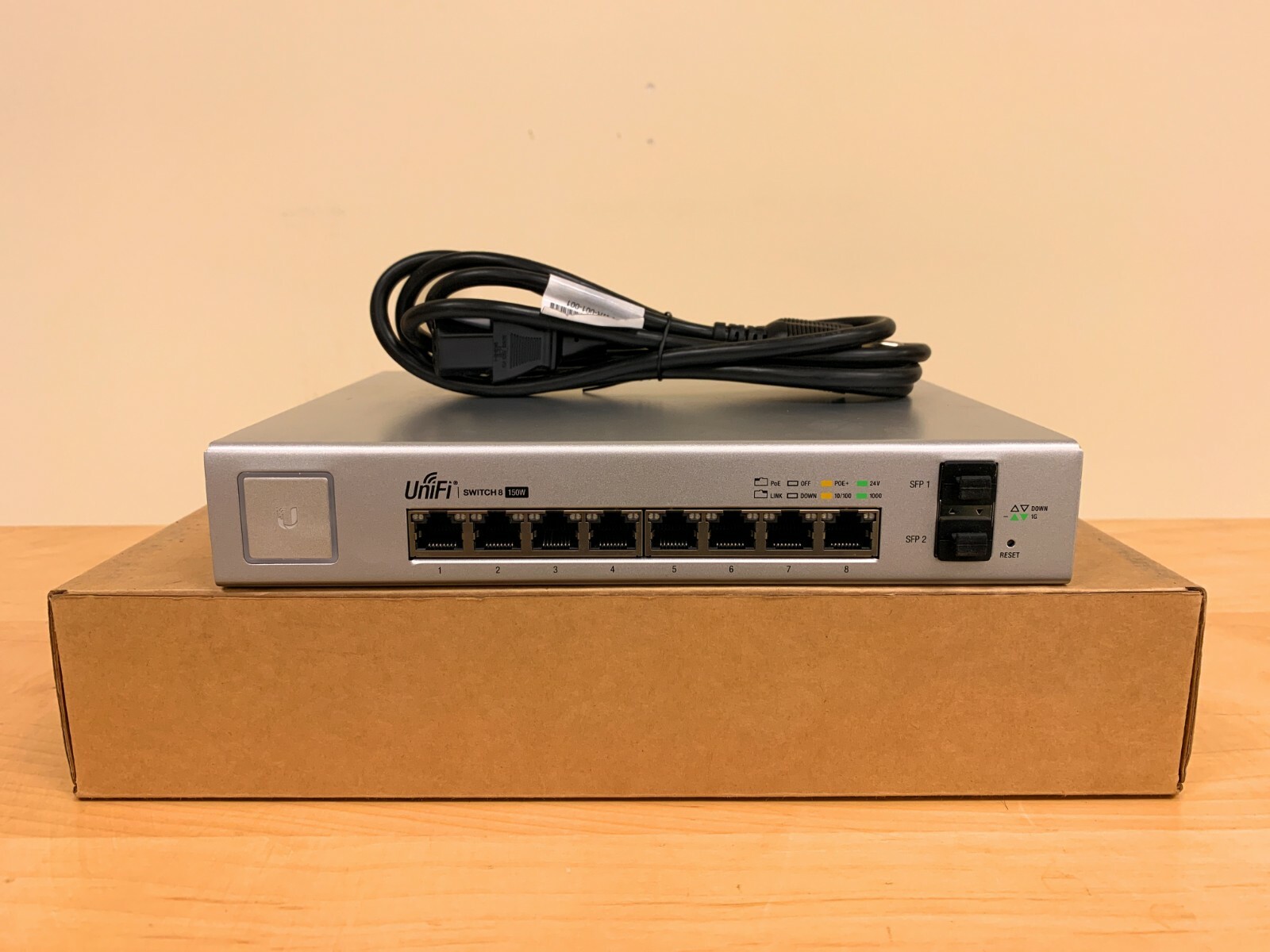 Ubiquiti US-8-150W 8-Port UniFi Switch, Managed PoE+ Gigabit Switch - READ!!!
