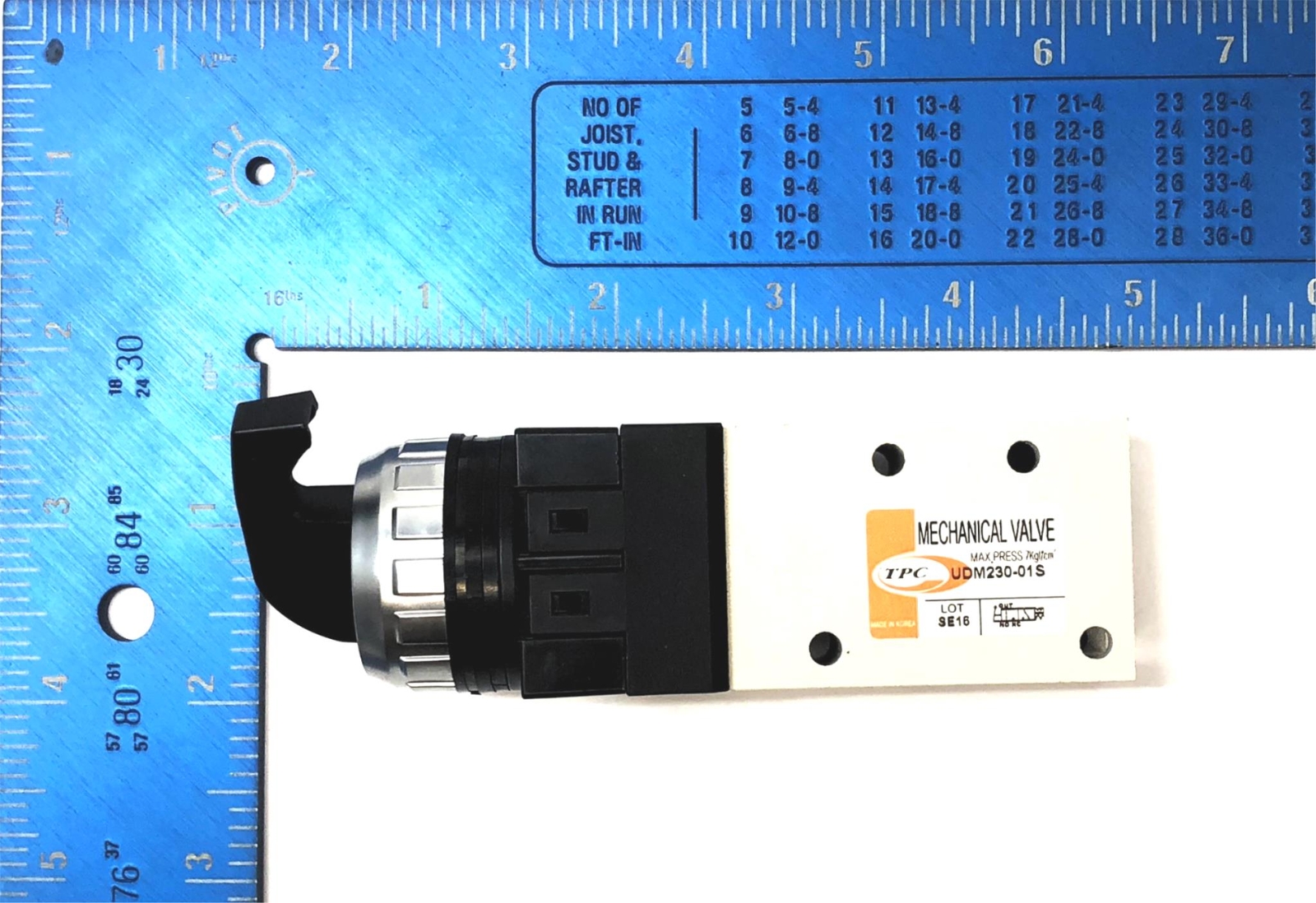 TPC Pneumatic Valve UDM230-01S NOS