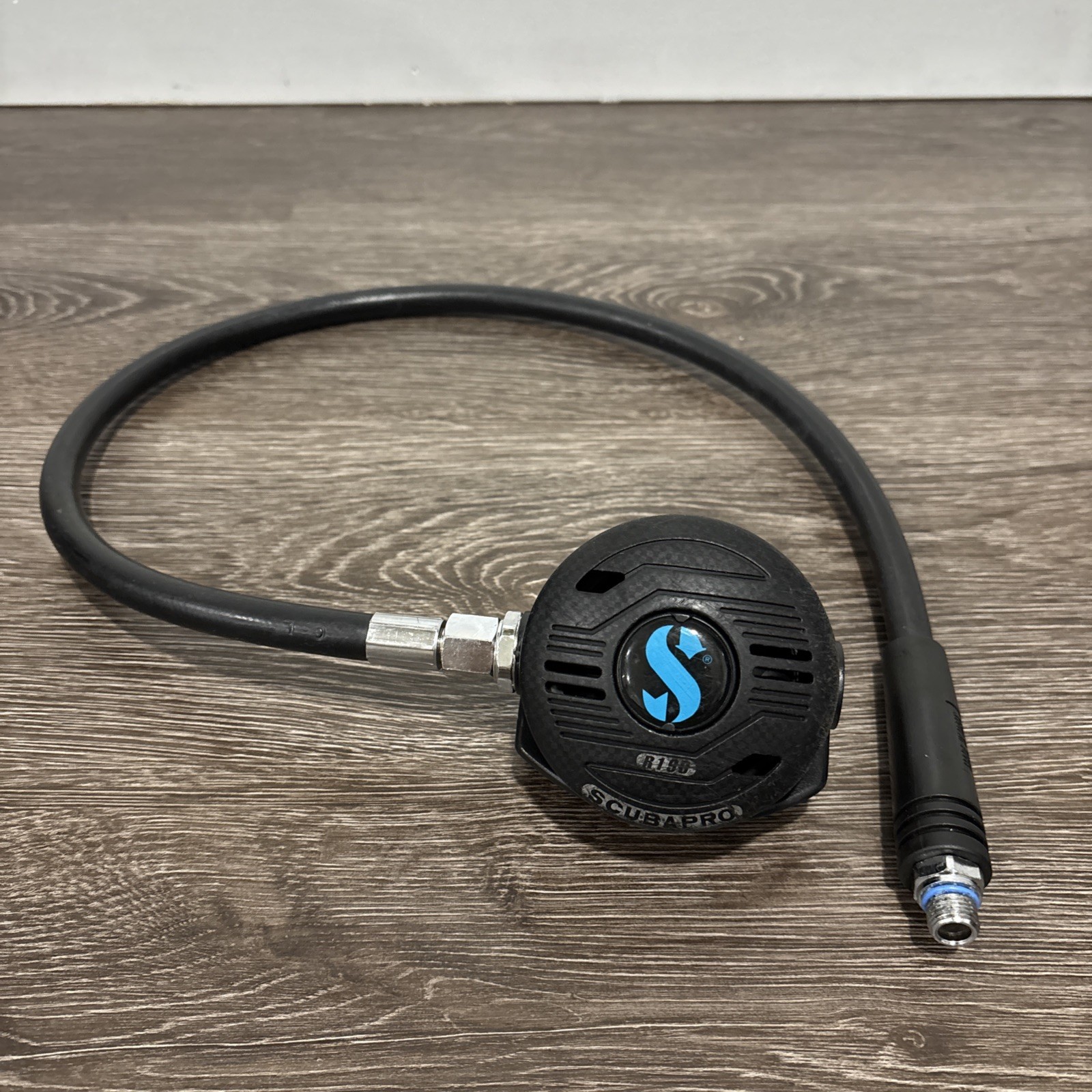 Scubapro R190 Primary Second 2nd Stage Regulator or Octo Scuba Dive 29" Hose