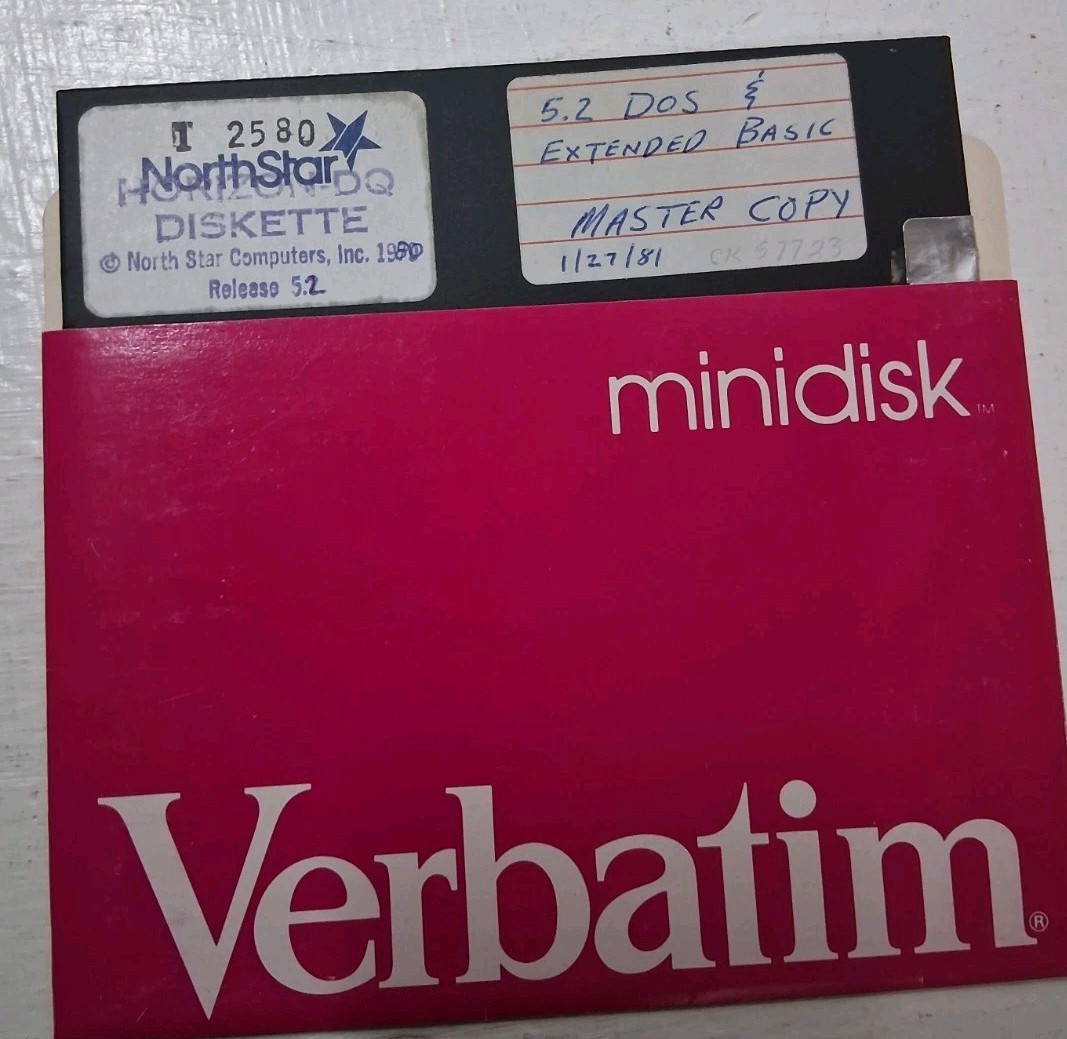 NorthStar Horizon CP/M 7 Disk Lot DOS BASIC ACCPAC InfoManager +Kaypro Case