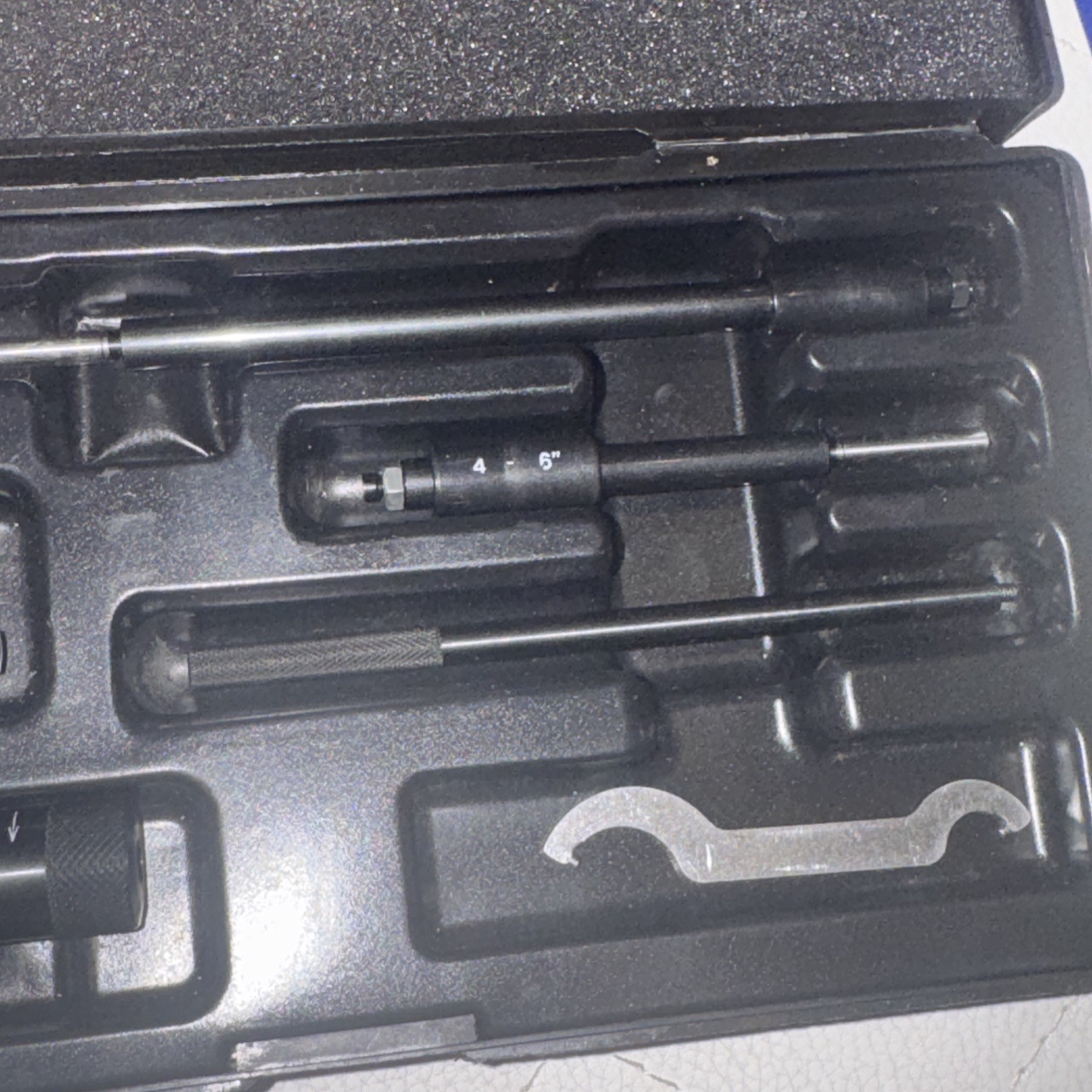 Mitutoyo Inside Micrometer, 0.01mm Resolution, 50-200mm Range +Free Ship
