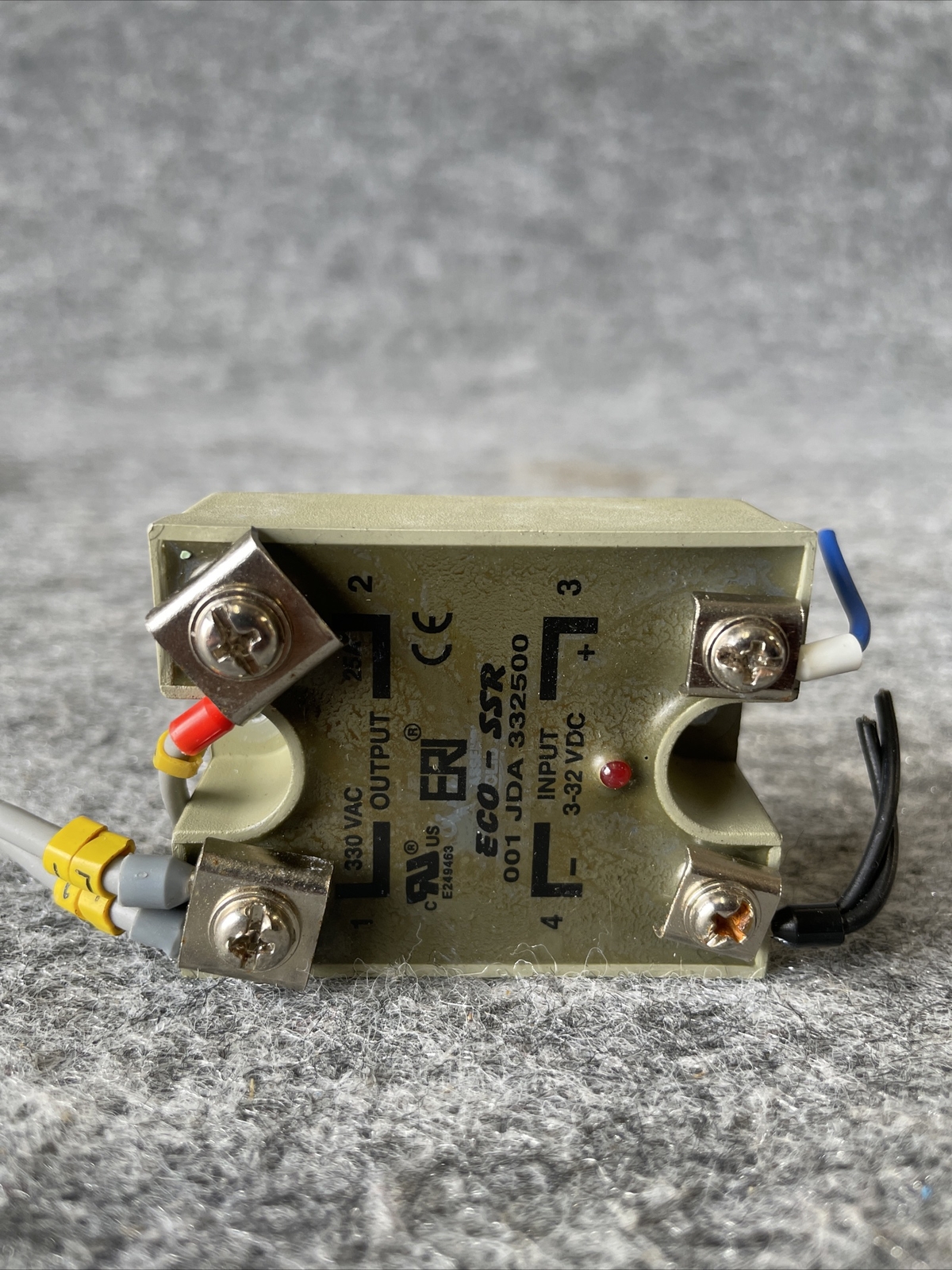 ECO-SSR 001 JDA332500 Solid State Relay 25A Used