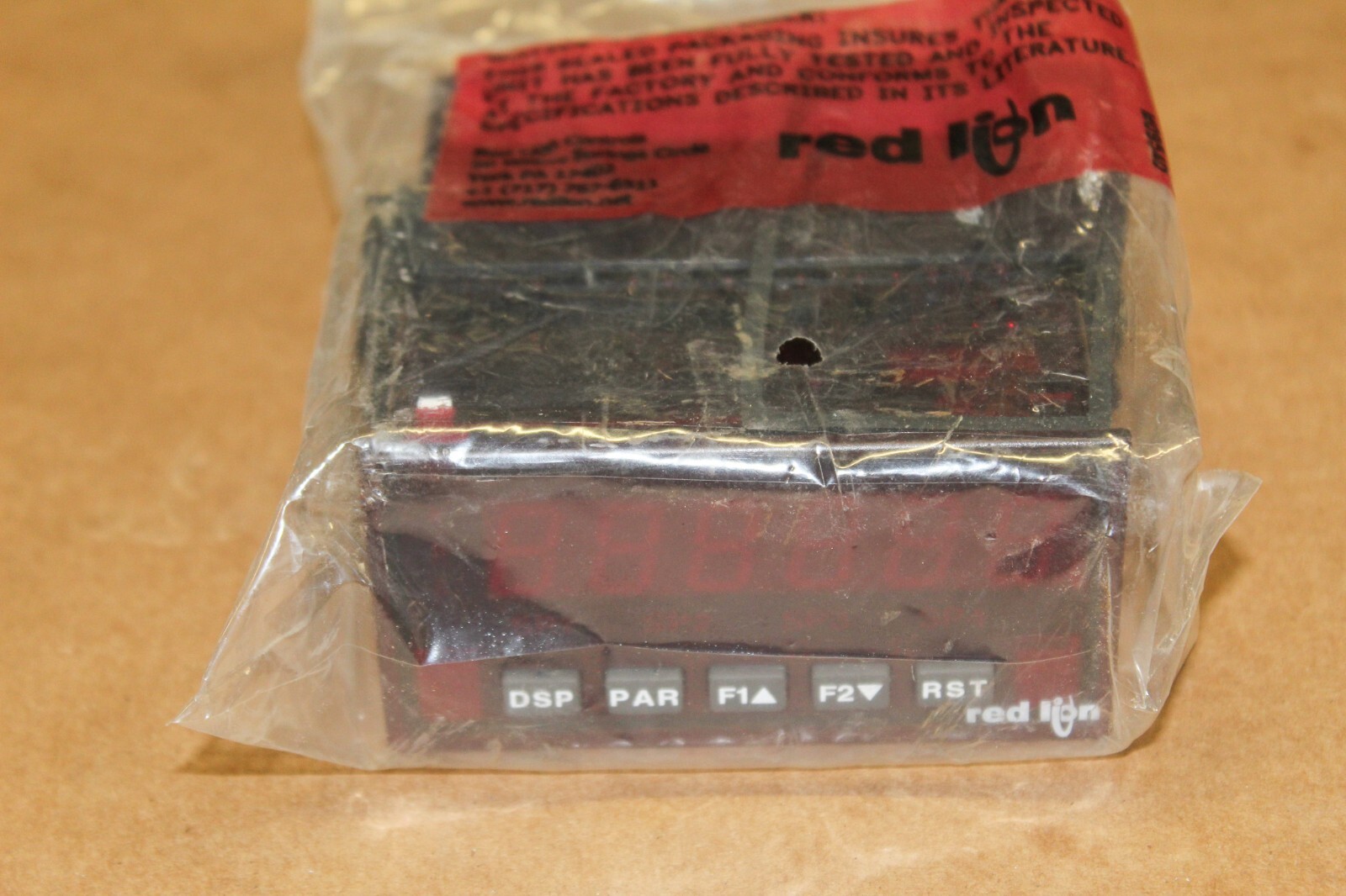 NEW Red Lion Controls PAXC PAXC0000 6 Character LED Totalizer 85-250VAC C4
