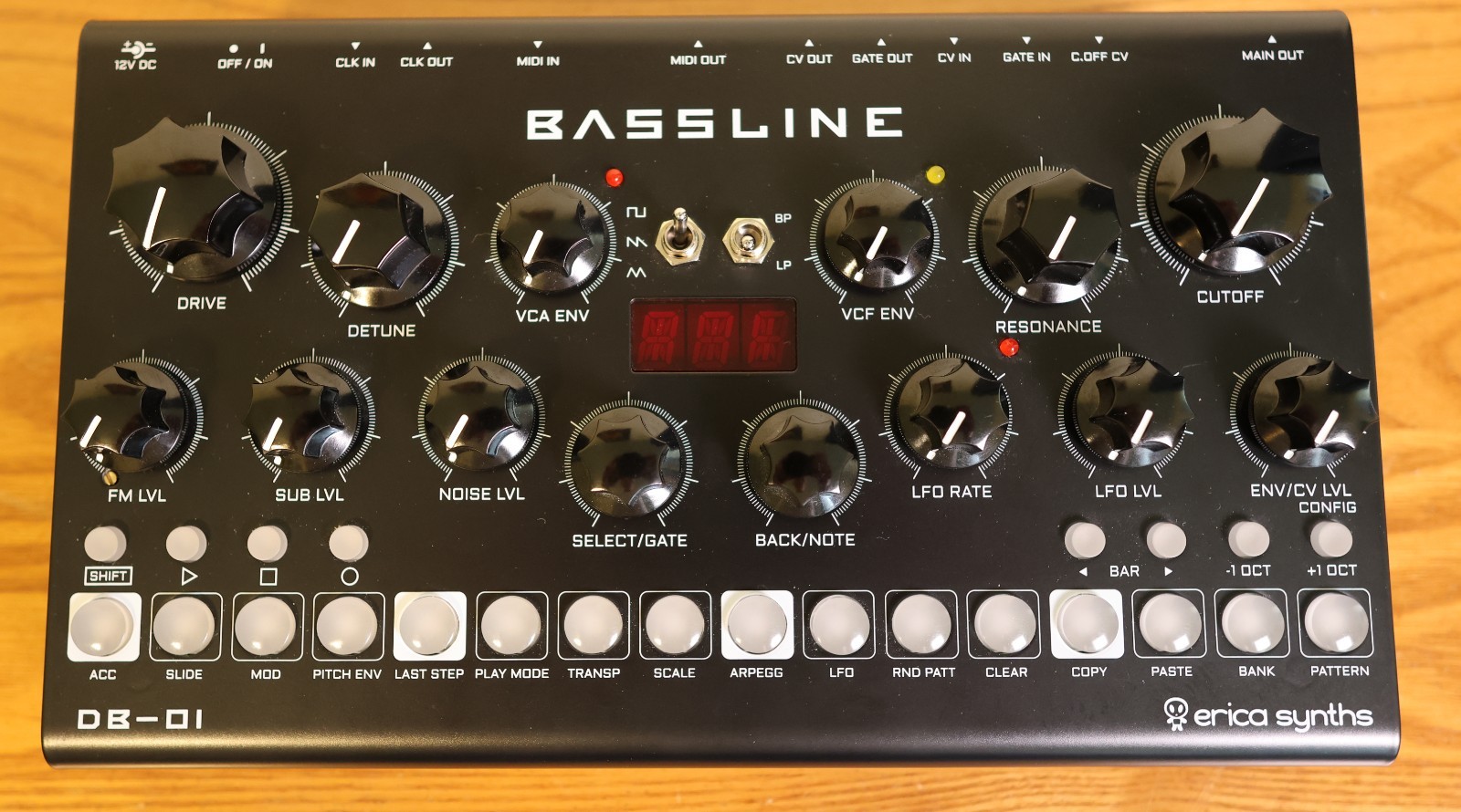 Erica Synths Bassline DB-01 Desktop Synthesizer MINT