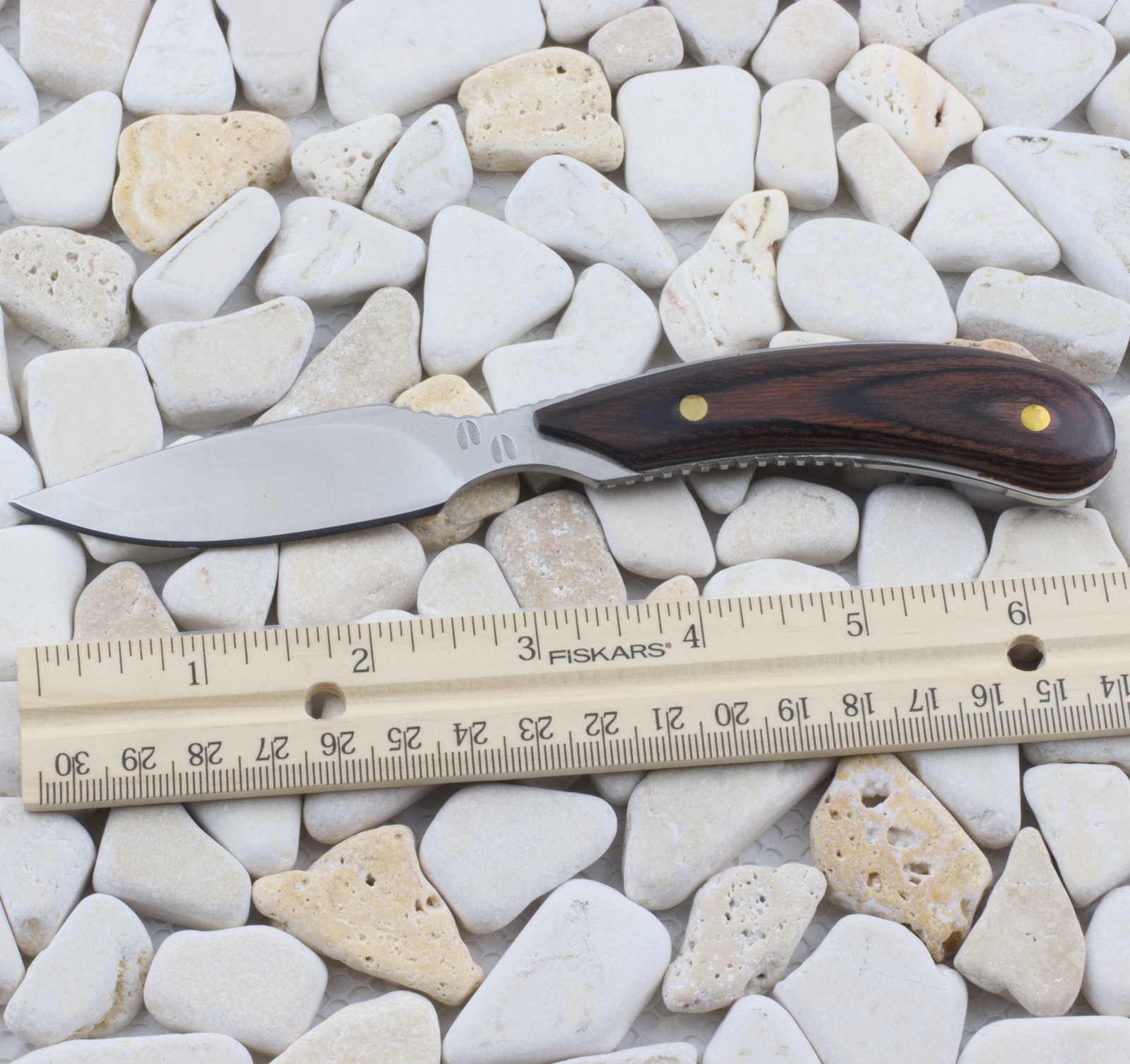 Outdoor Edge Dark Timber Caper Fixed Blade Knife Walnut Handle Sheath