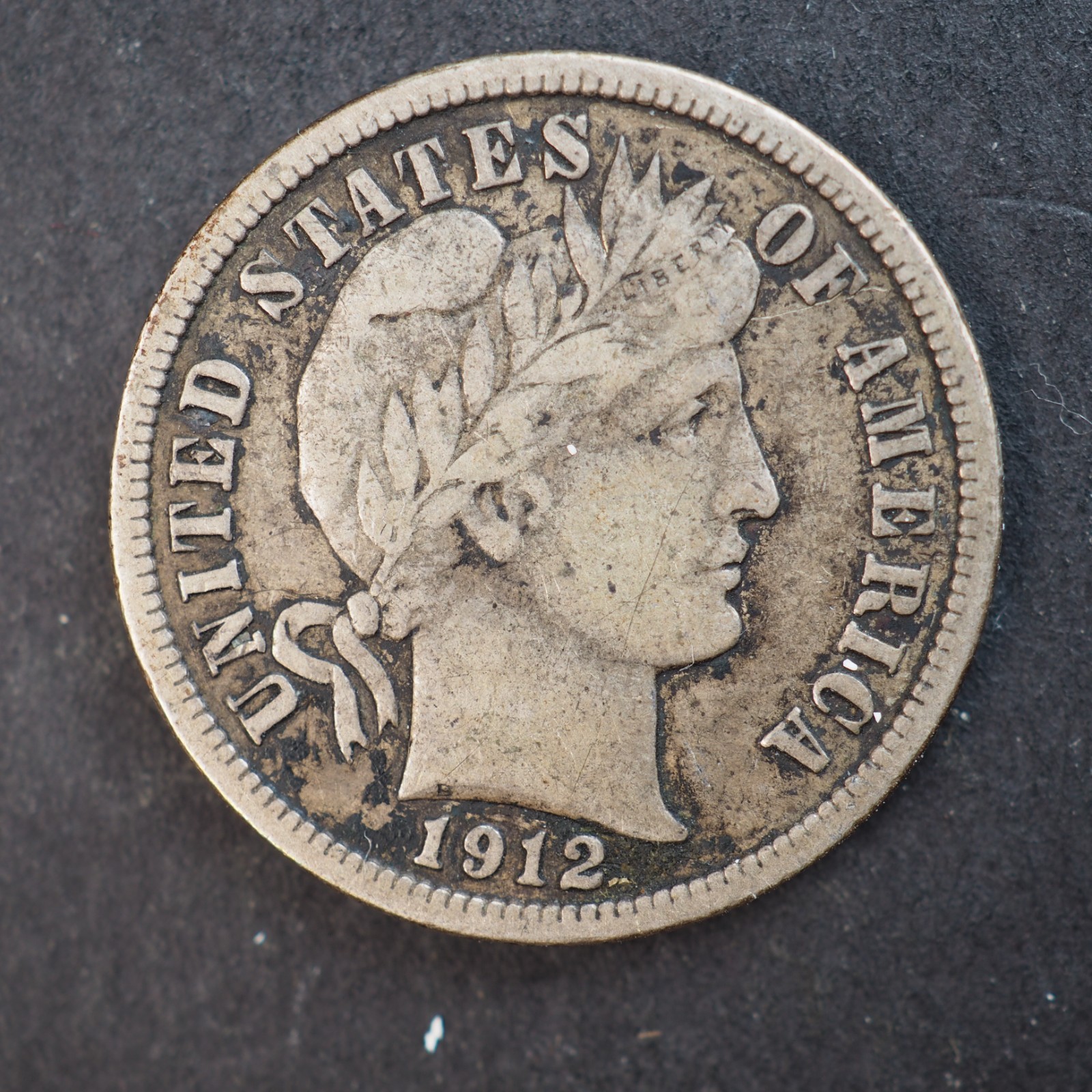 1912 *D* BARBER SILVER DIME ***NICE COIN!*** - FREE SHIPPING! C4440