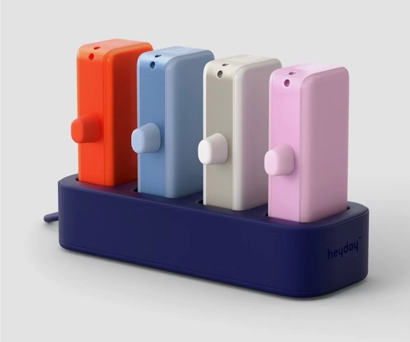 Heyday 2500mAh Multihub Base w/ 4 Power Banks Portable Charger Set - New
