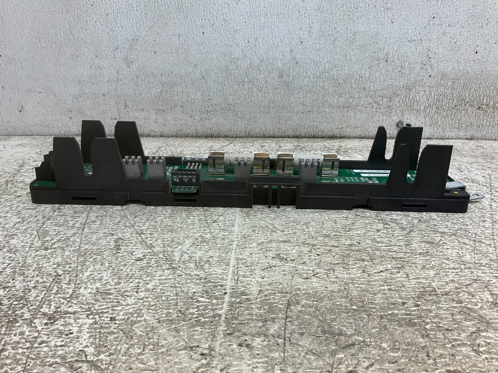 Control Techniques 300488-04 Drive Module Backplane 24 VDC 30048804 (JK)