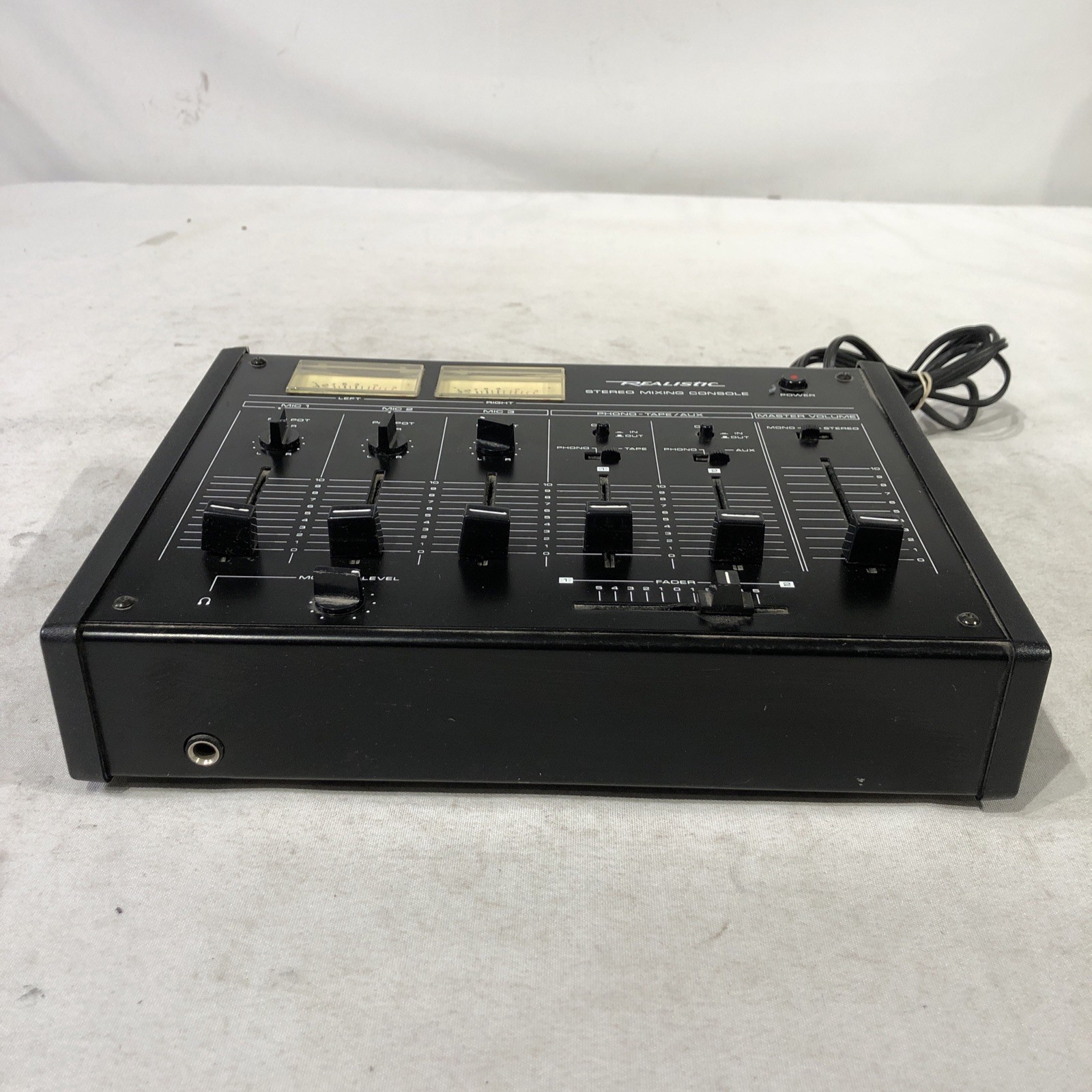 VTG Realistic Stereo Mixing Console Model 32-1200C