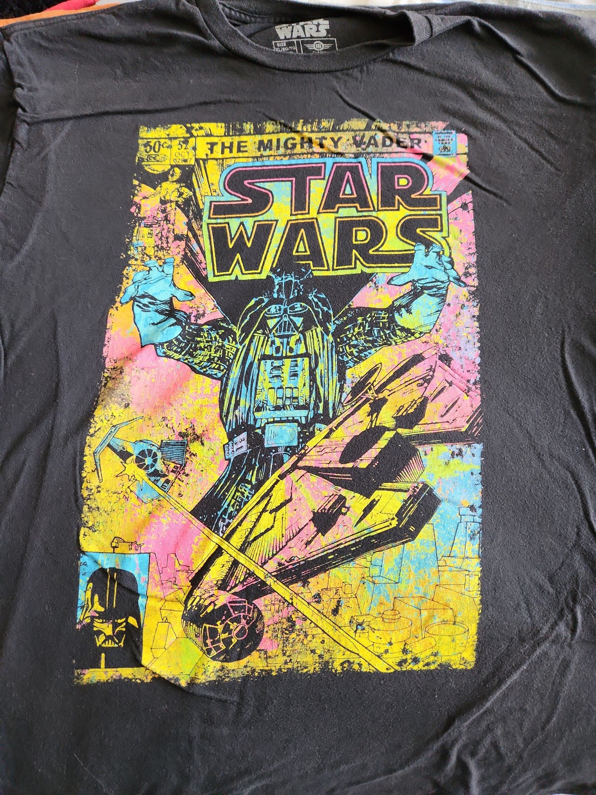 Star Wars Used T-Shirt - Size XL Extra Large - Mighty Vader Simonson Artwork