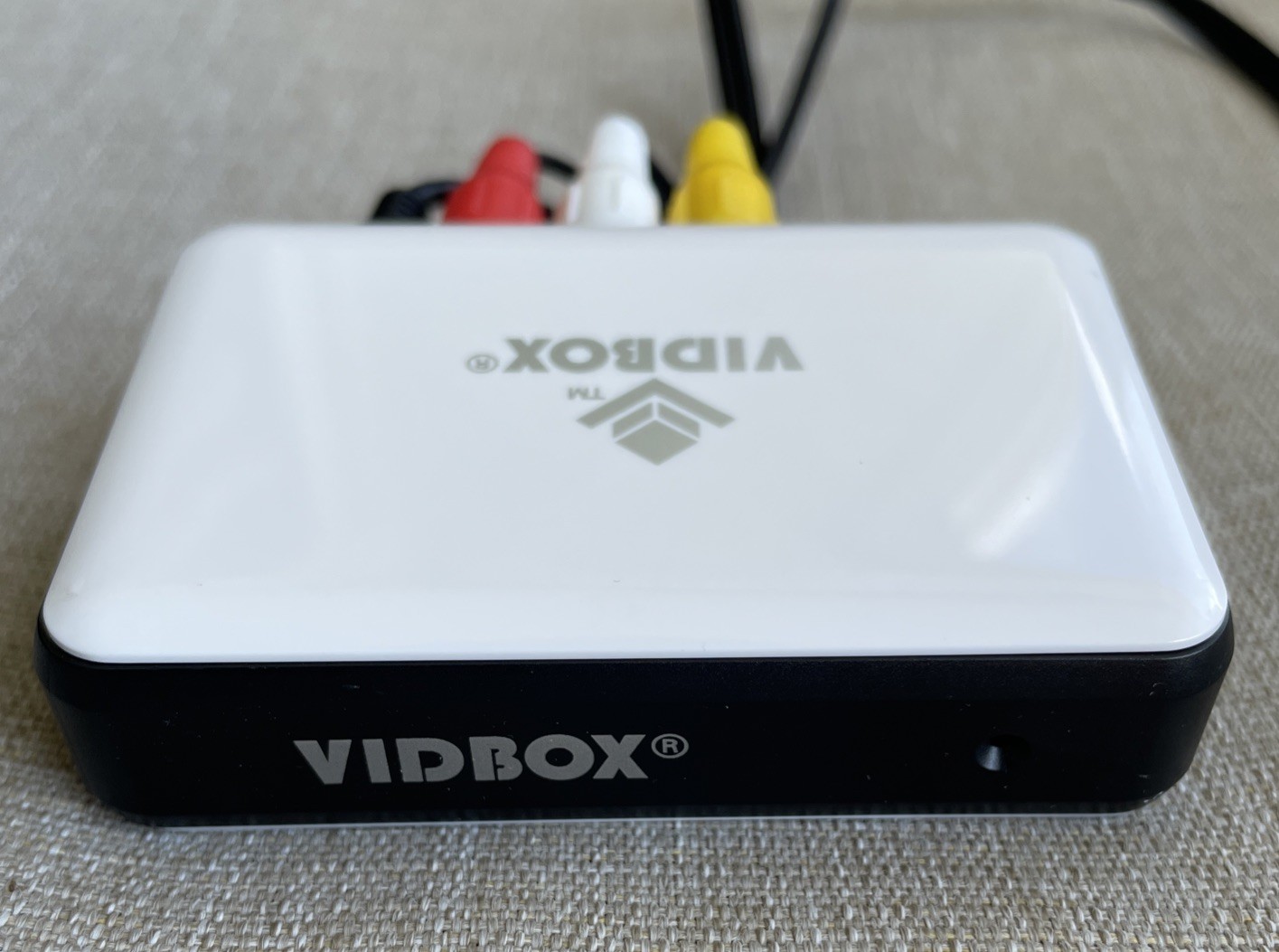 Vidbox VCDE8 Video Conversion VHS Beta 8mm Camcorder Tapes Convert to DVD for PC