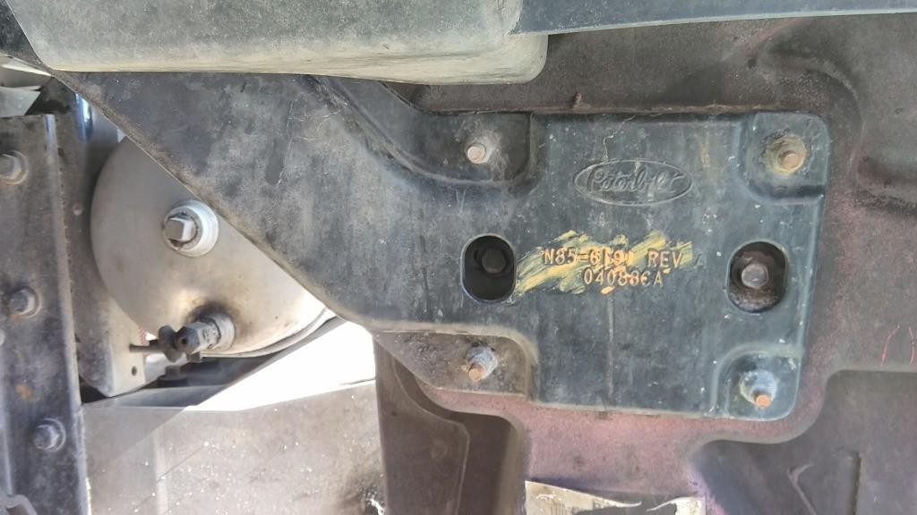 For 2023 PETERBILT 579 FENDER BRACKET Left ,  OH