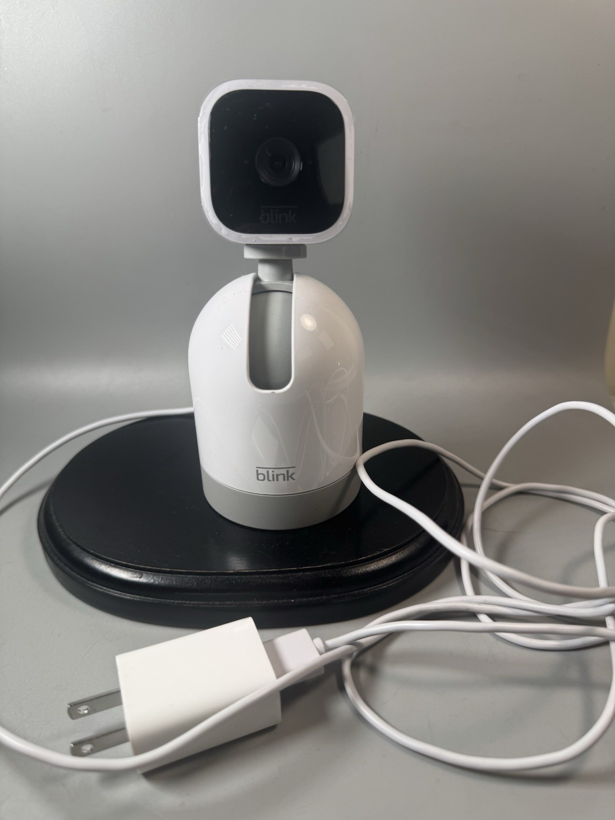 Blink Mini Pan-Tilt Indoor Security Camera BAE041000U Untested w/Adapter