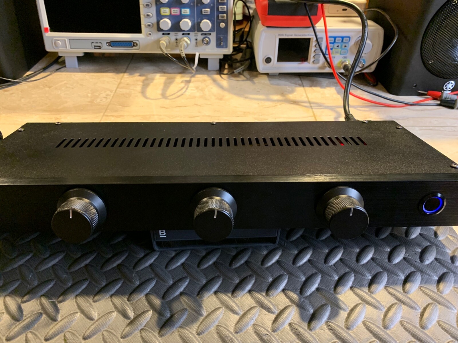 3 BAND STEREO FREQUENCY DJ TONE ISOLATOR