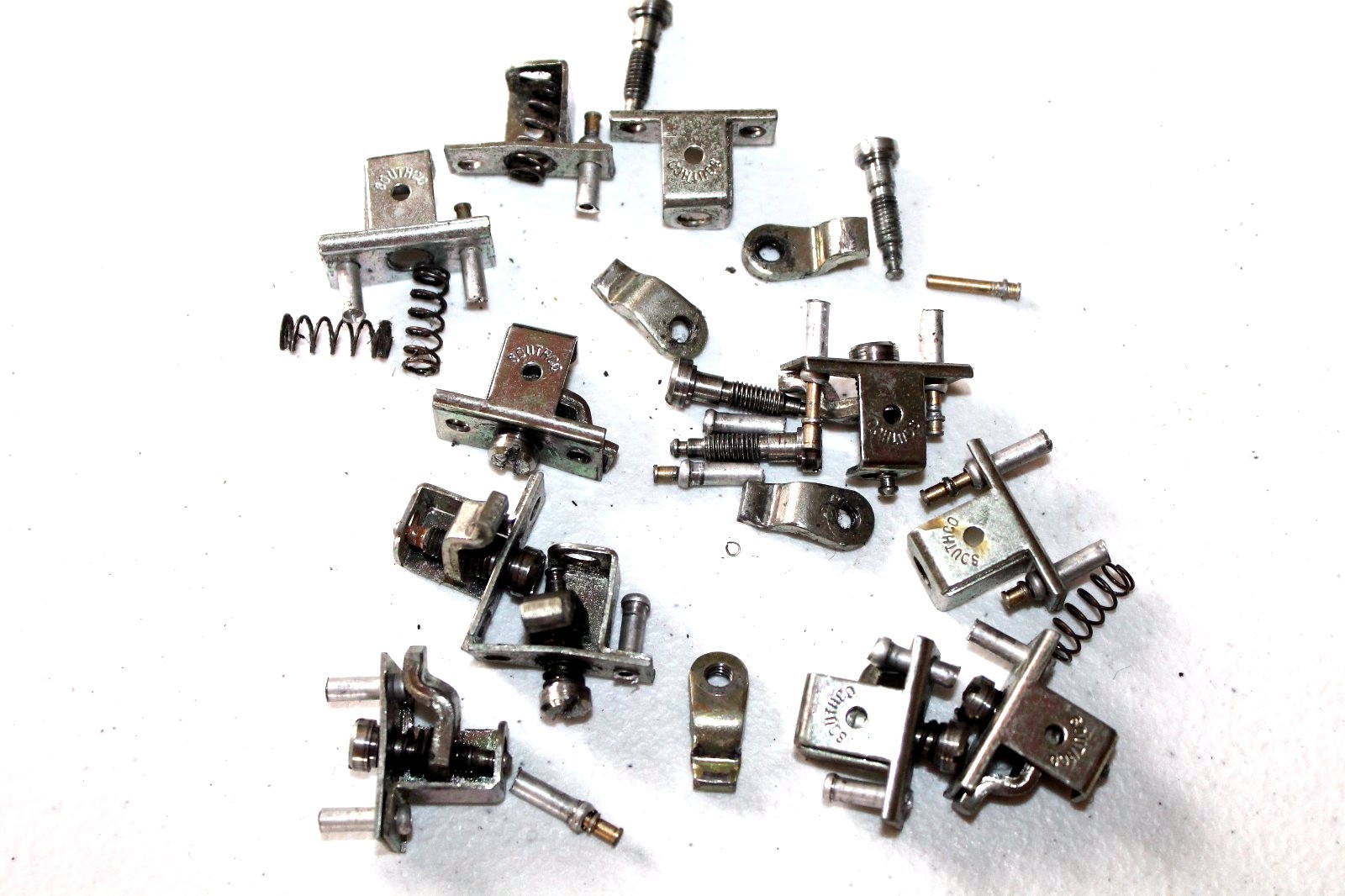 SOUTHCO Adjustable Grip Latches, Midget 43-1-13-0